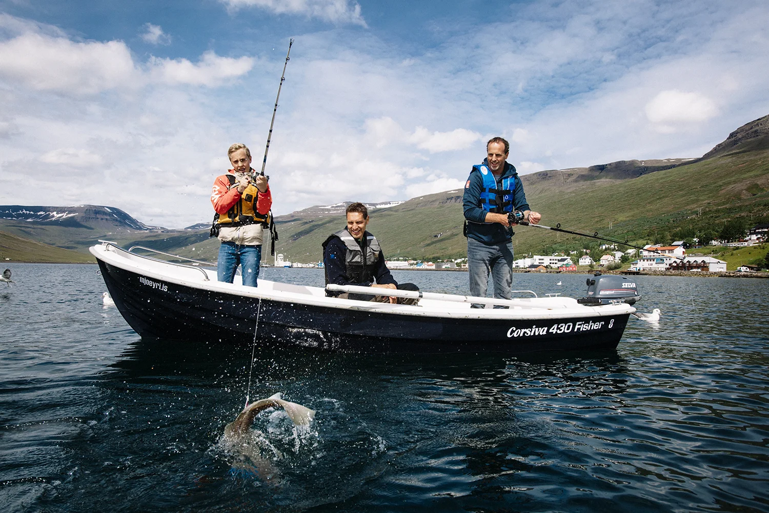 2_Rhombie_Eskifjordur_Boat.jpg