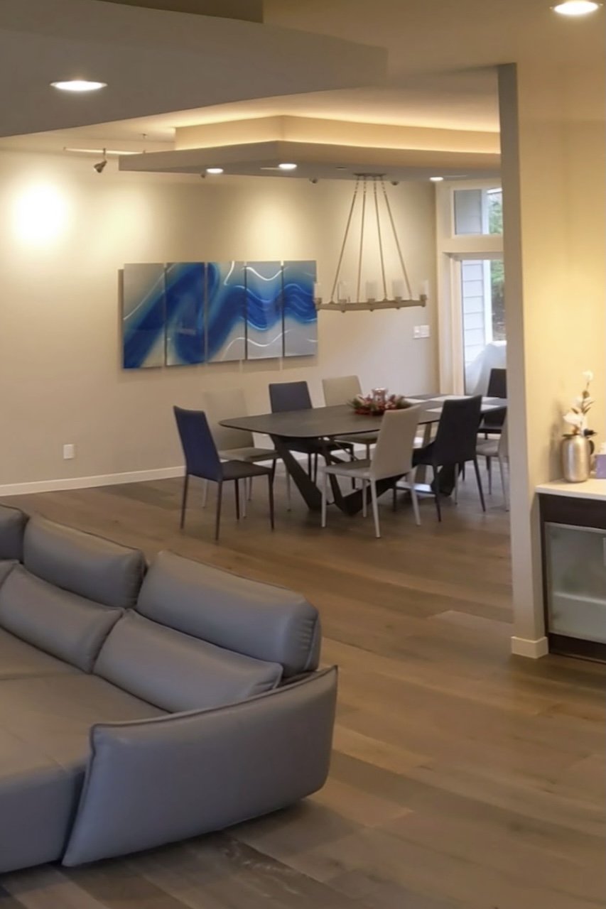 dining wall before.jpg