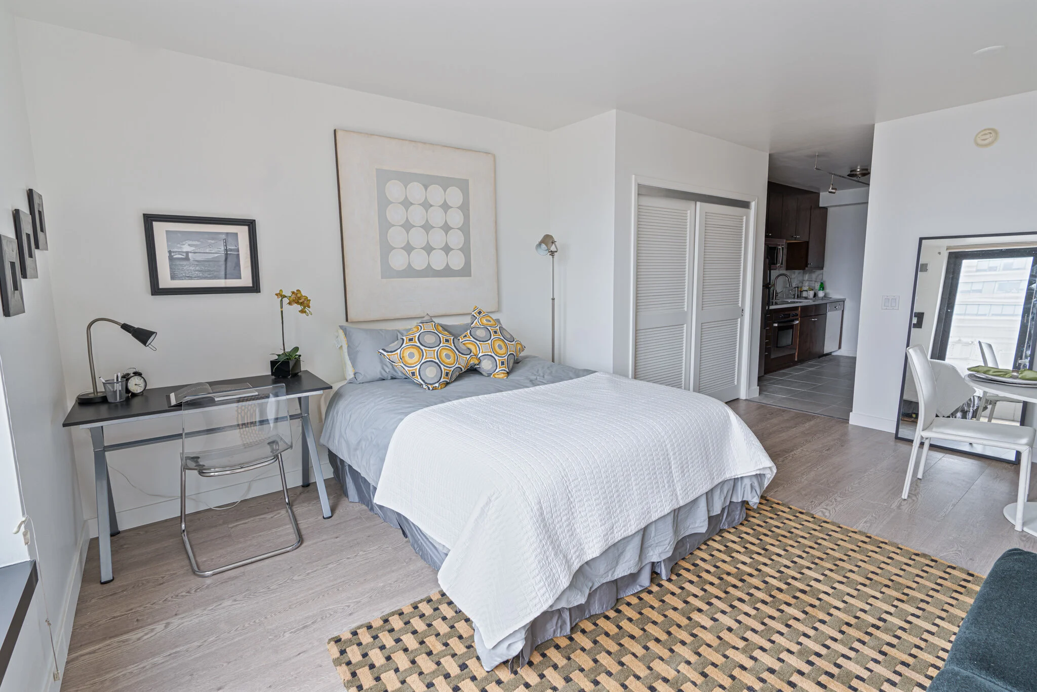 CONDO-12.jpg