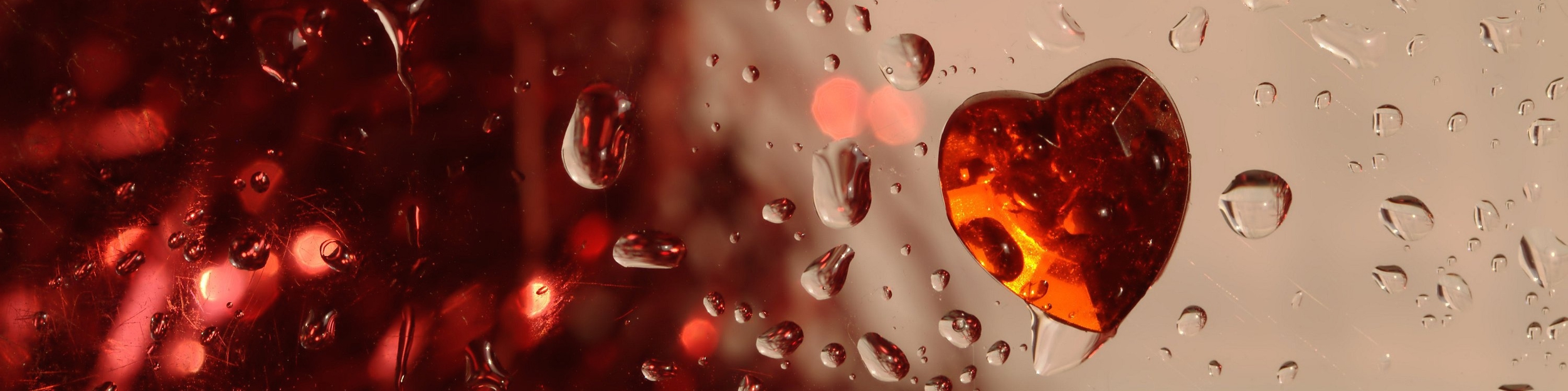 2015.01.09-Red-Heart-Drops-of-Water.jpg