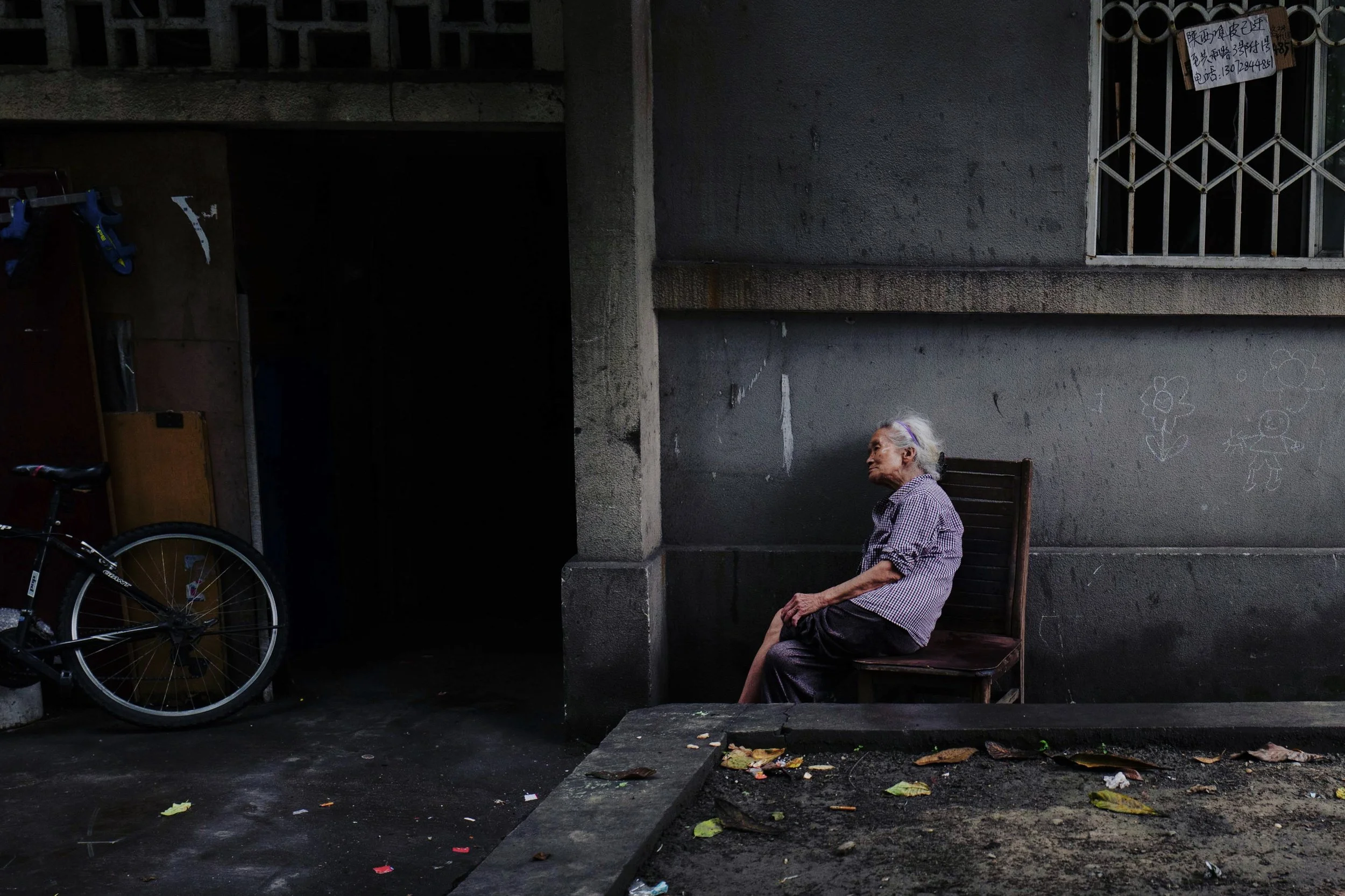 lonely-1509933.jpg