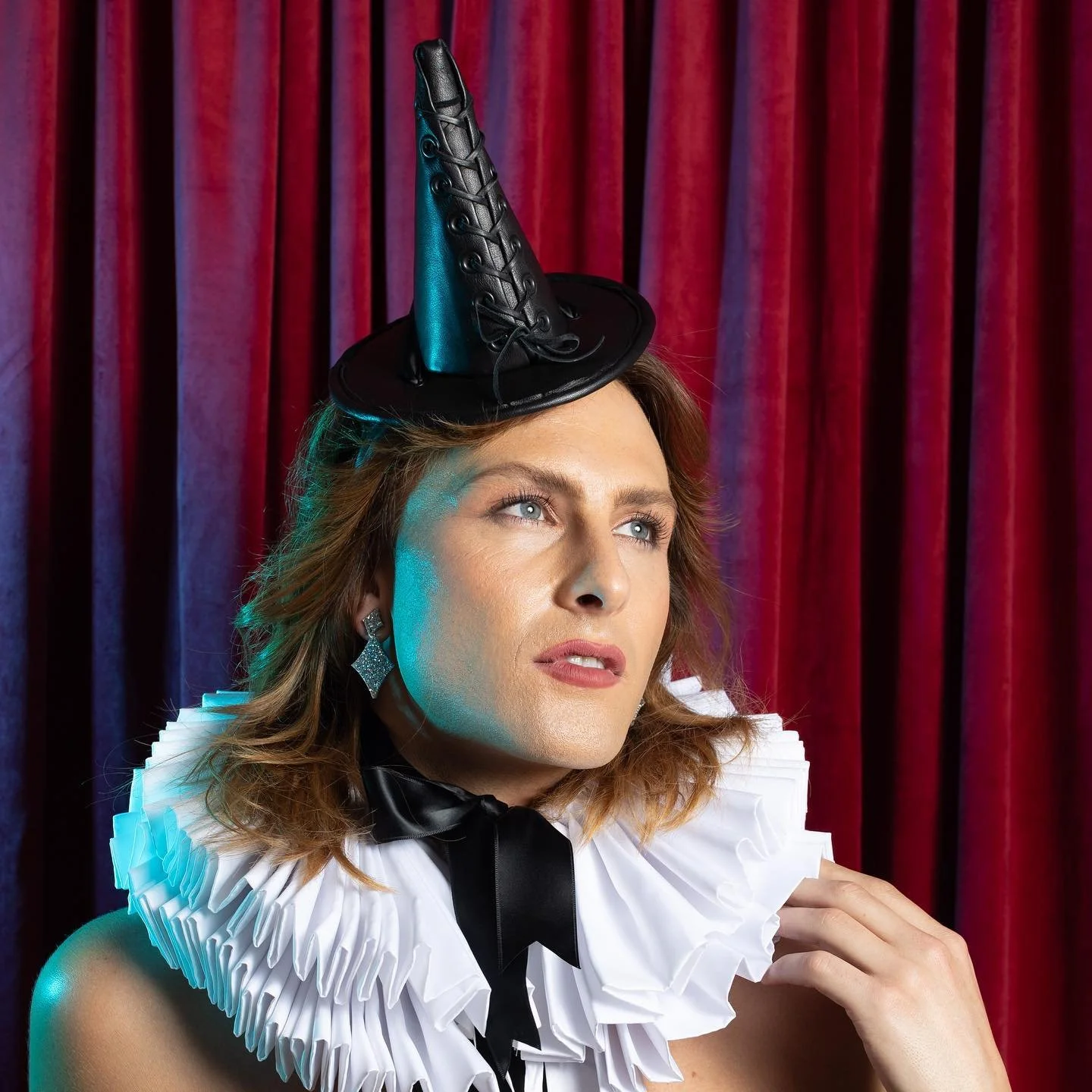 Magical ✨✨✨

Millinery @strangedarkmagic 
Photo by @kc_event_photography 
Makeup, art direction and model @hazylwitch 
Hair and jewelry by me @shanaastrachan @foxanddoll @shopfoxanddoll 

#bayareacreatives #strangedarkmagic #bayareaphototeam #kristin