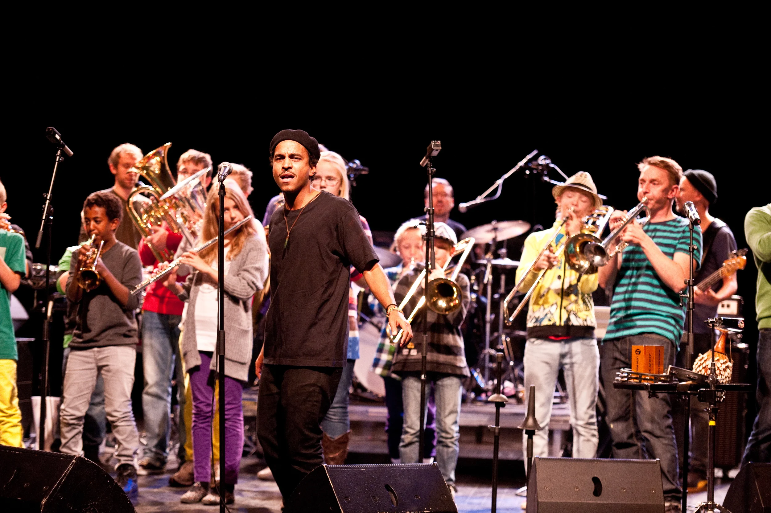  TURNEMODELLER: Konserter på andre arenaer: 8 dager med Timbuktu