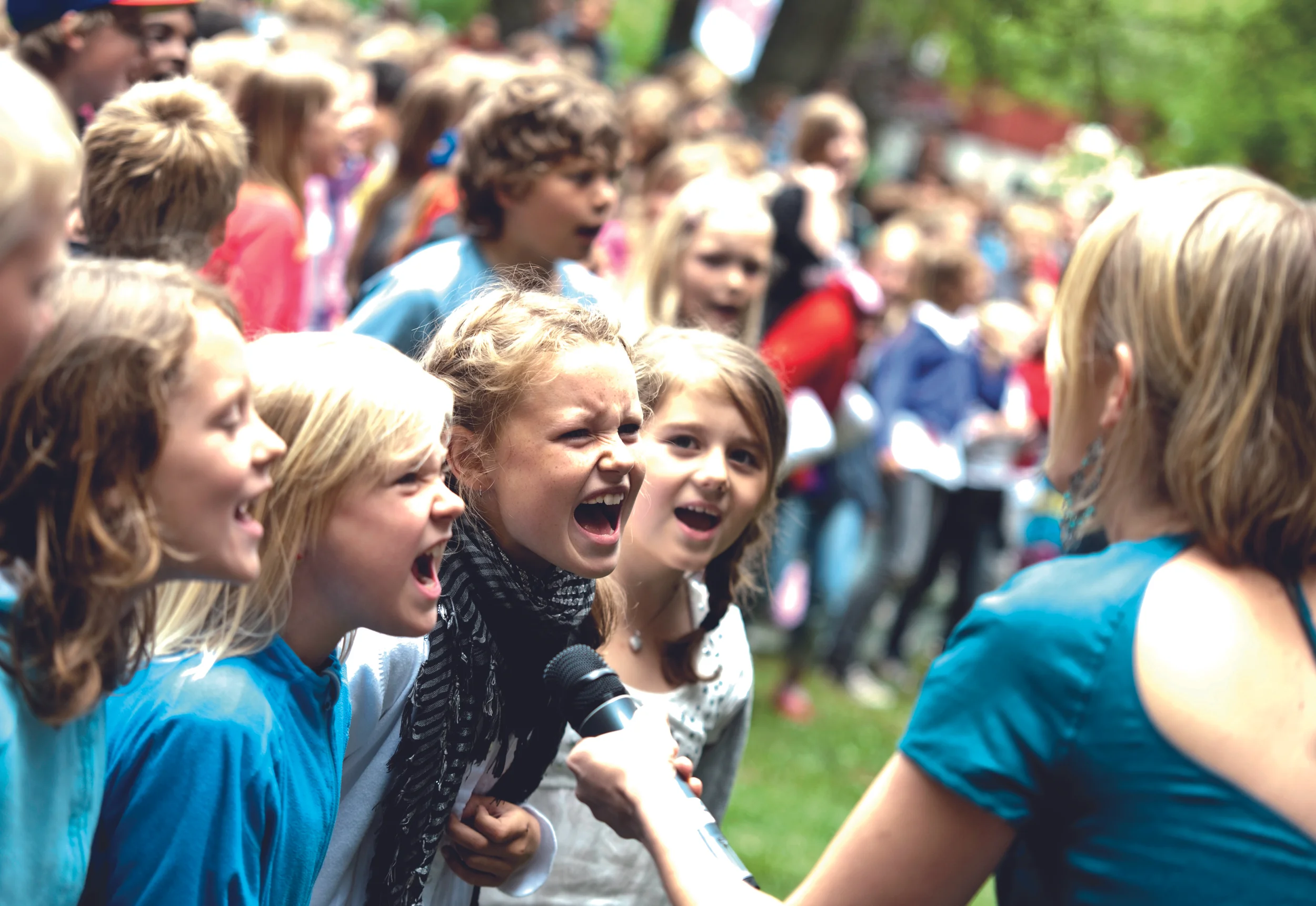 Sangaktiviteter i skolekonserter
