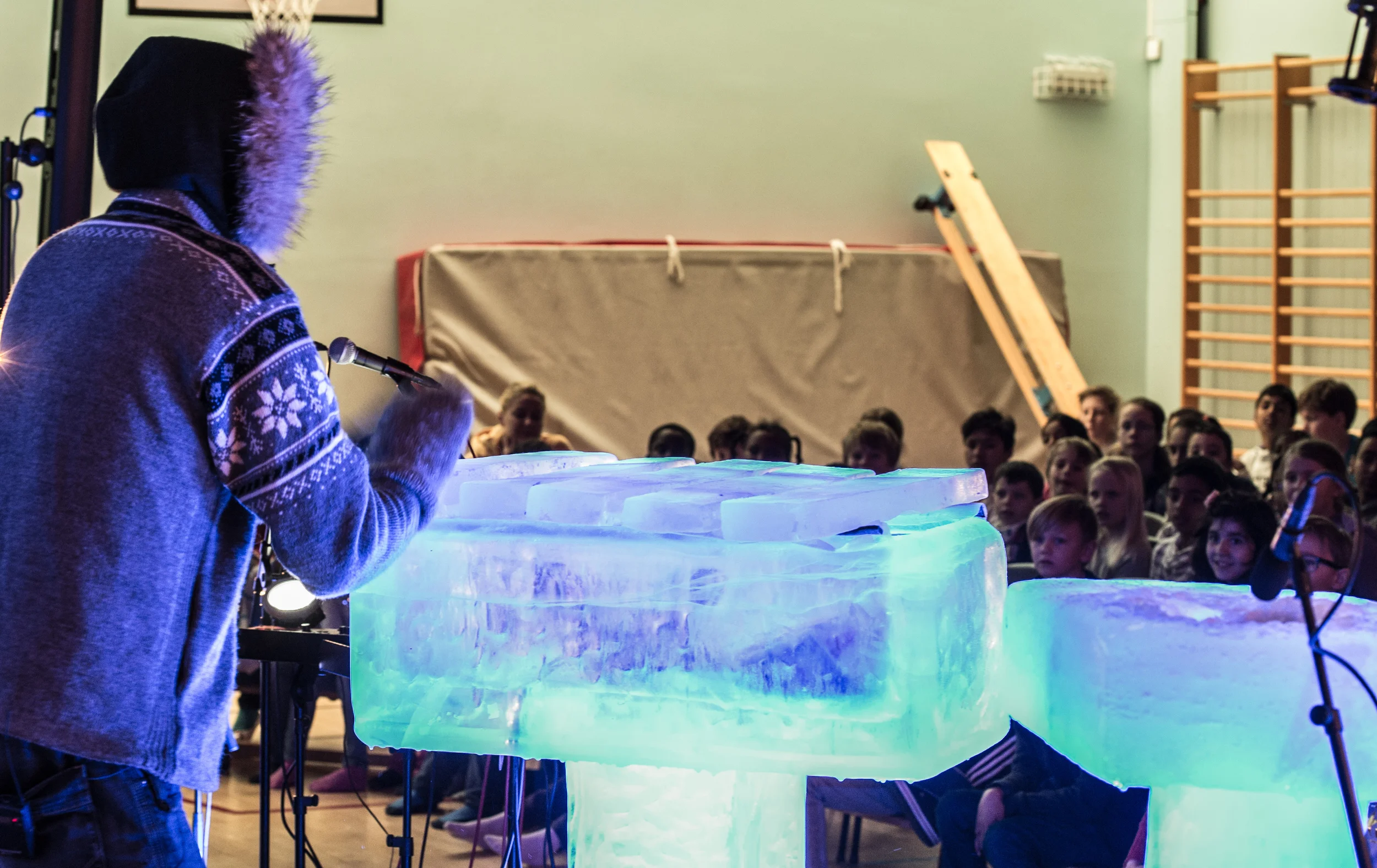 Interaksjonsformer i en skolekonsert
