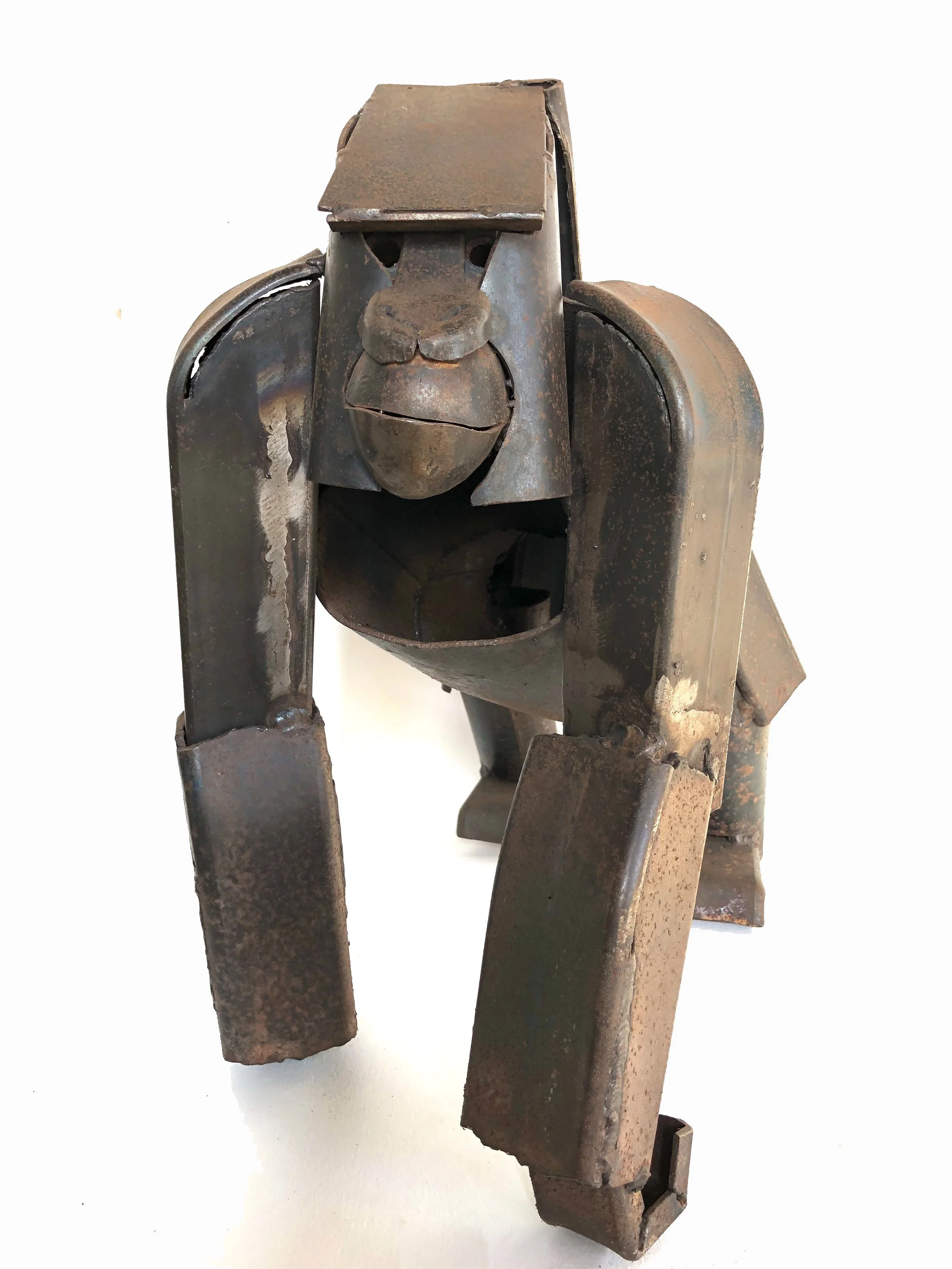 IAIN NUTTING WALKING GORILLA steel 44x27x42cm £2750.jpeg