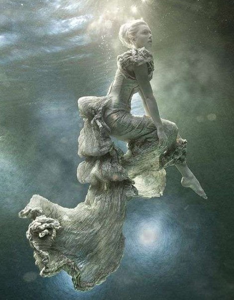 Ethereal Underwater Fashiontography - Zena Holloway Models Are Heavenly (GALLERY).jpg