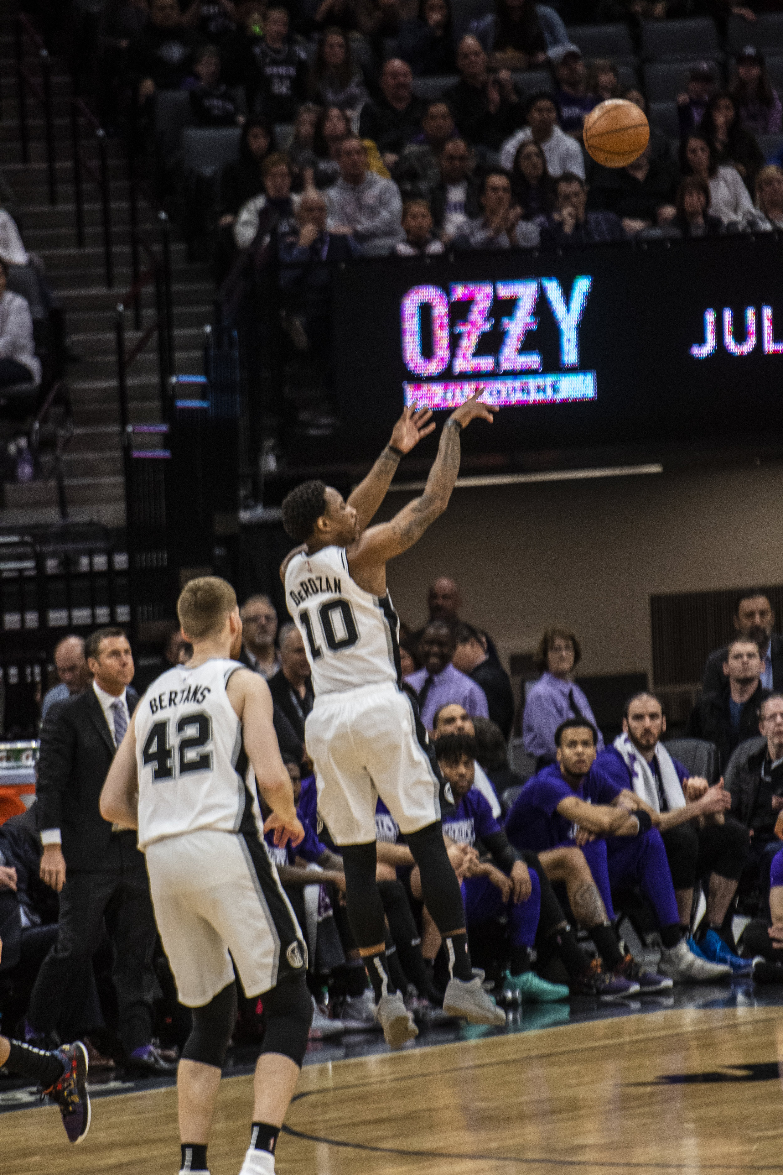 For a second straight game, the Kings held their opponent to under .300 percent from beyond the arc as the Spurs were 9-of-32 (.281) from behind the three-point line. The Kings have held their opponents to less than .300 percent from three-point ran…