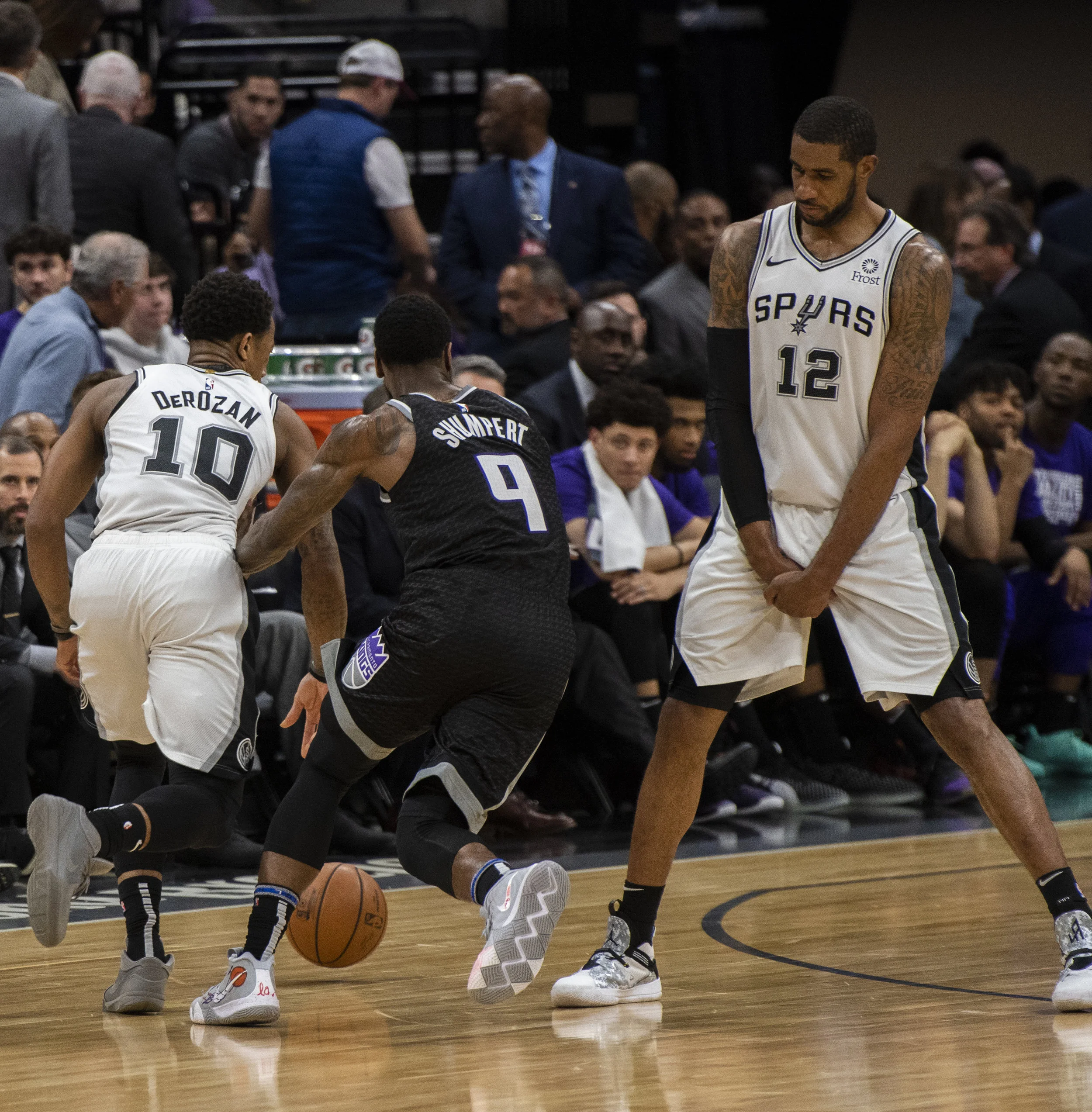 DeMar DeRozan totaled a team-high 24 points while LaMarcus Aldridge recorded 22 points and nine rebounds in the loss for San Antonio.