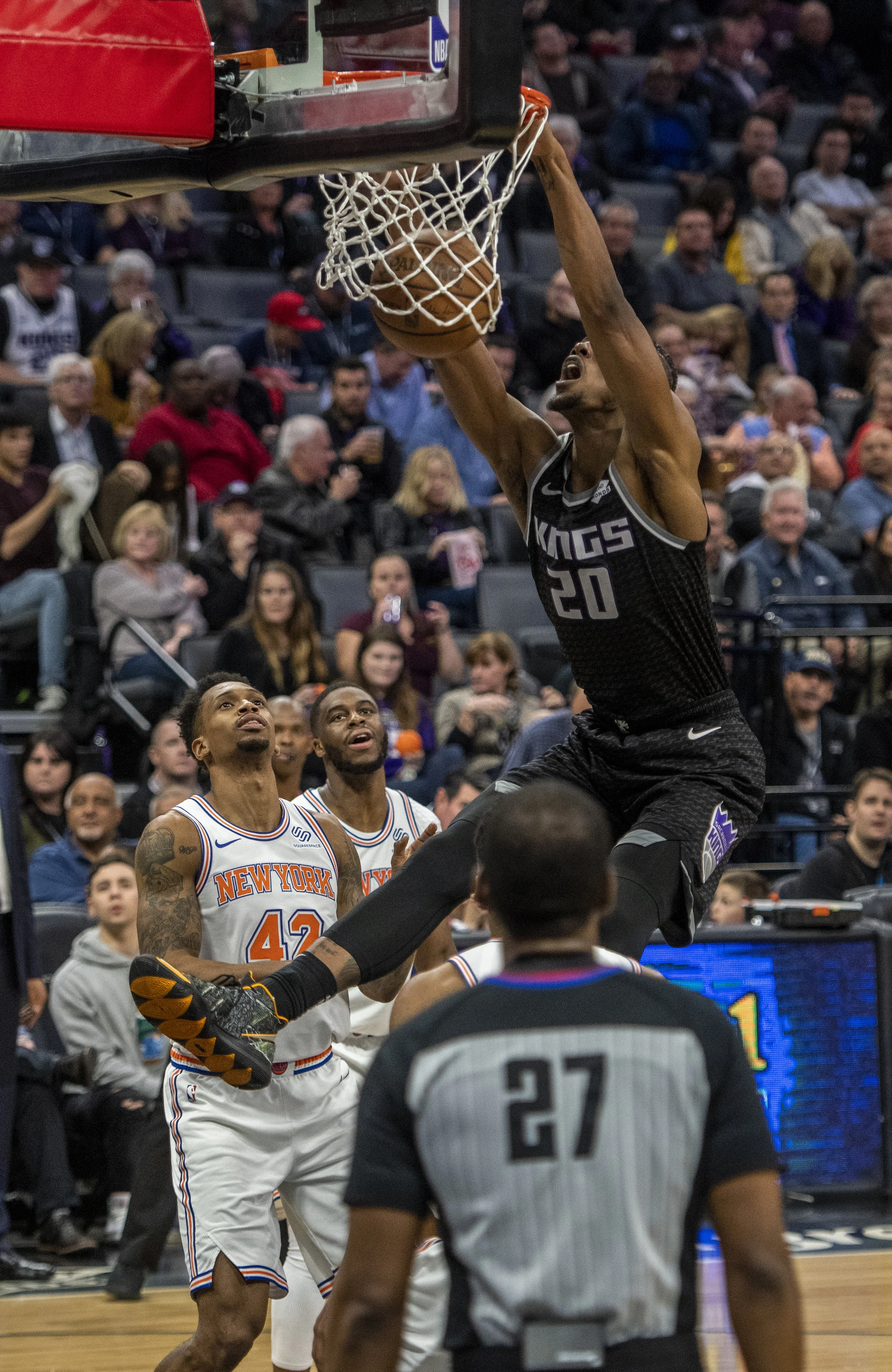 Harry Giles III posted 17 points and seven rebounds as he finished the game shooting 7-for-9 from the field.