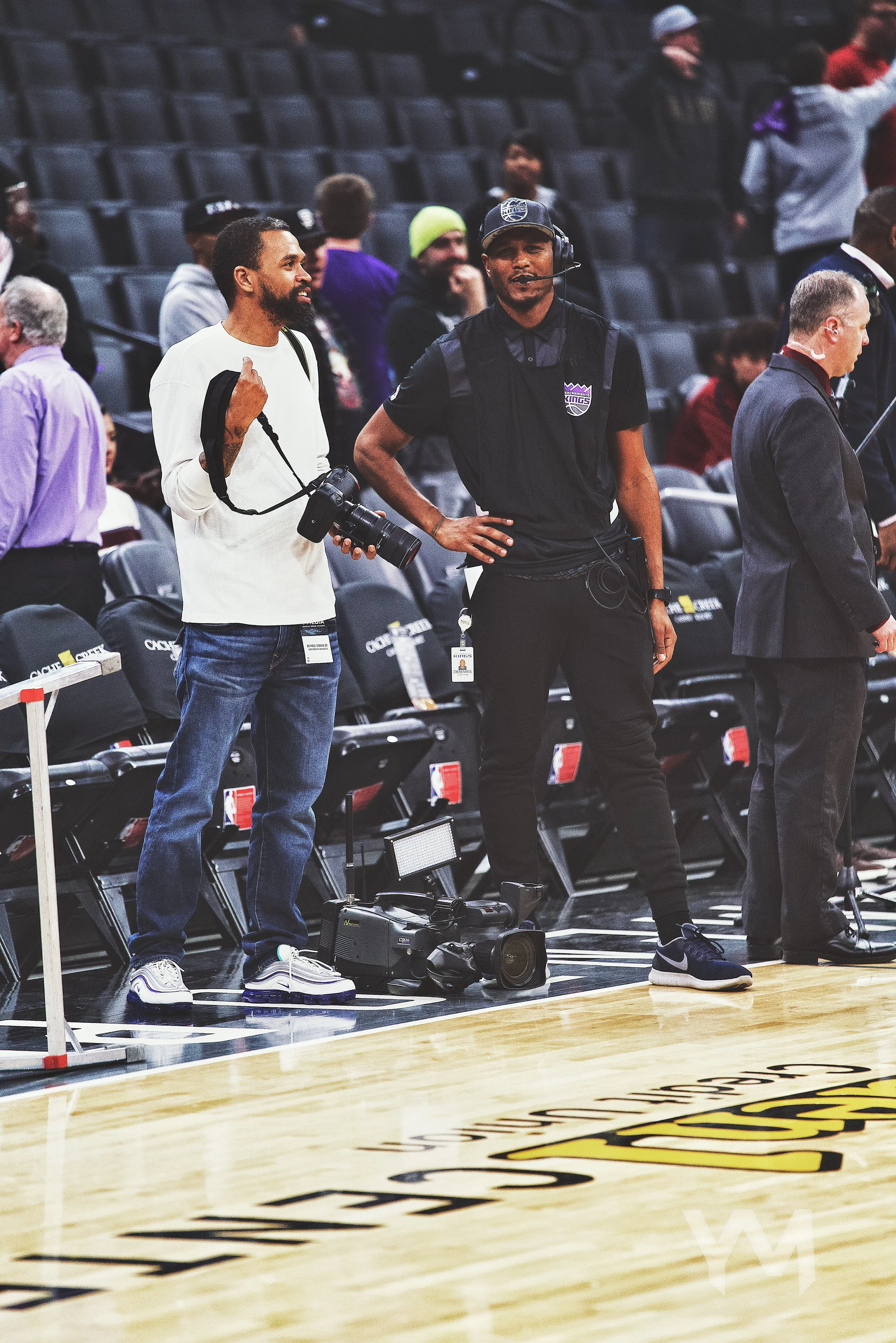 PHOTO BY: YAZOO MOTIF