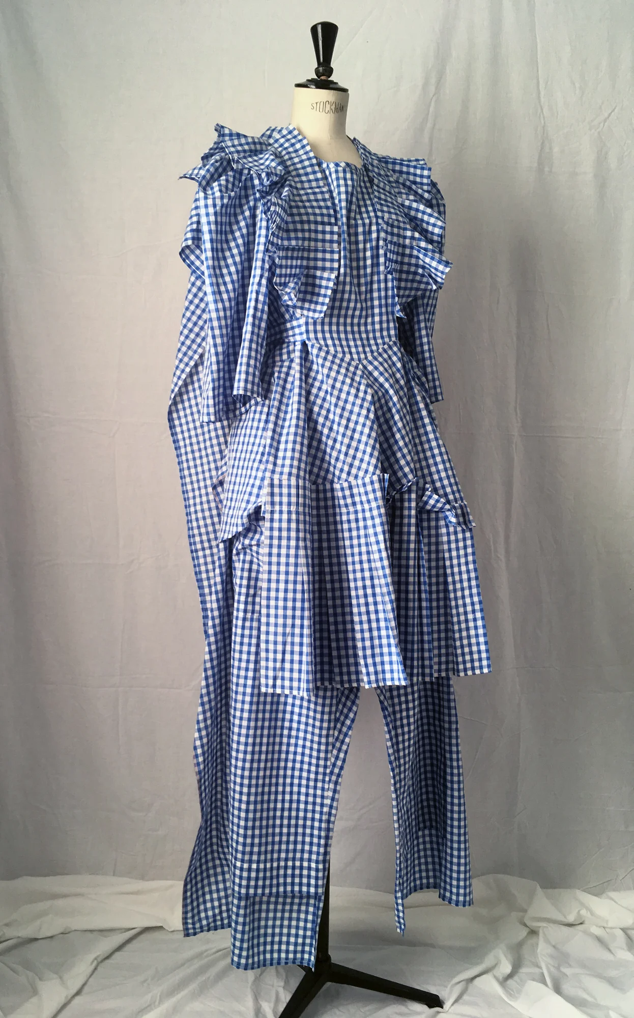 DRESS LTD Dorothy’s Pyjamas Set 1: HALF APRON DOROTHY Dress & FLAT PACK PYJAMA Trousers - detail - #dressltd