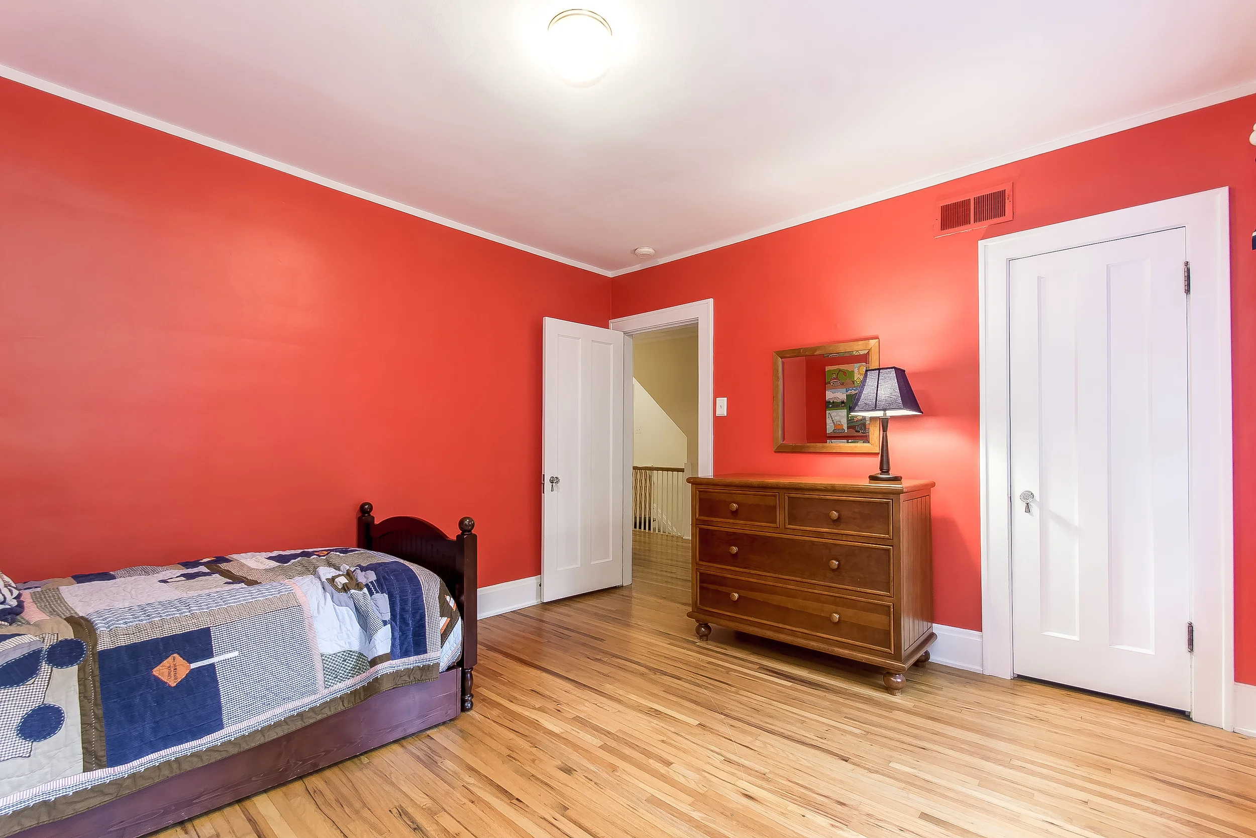 A columbia-102-Edit.jpg