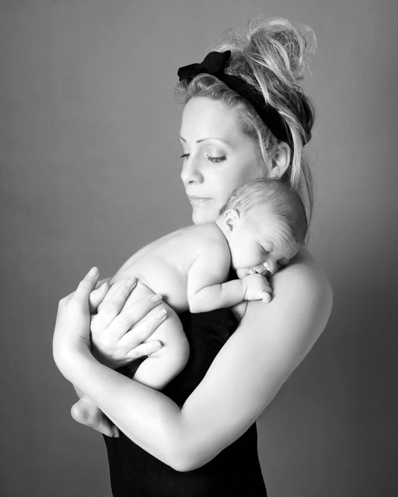 mother-and-baby-photography-hertfordshire.jpg