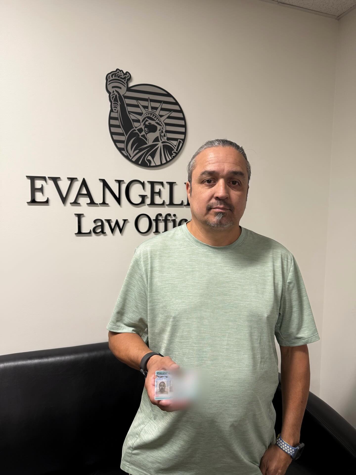✨ APPROVED / APROBADO ✨ 

Another Green Card approved! 🇺🇸💚 
Thank you for trusting Evangelista Law Offices. 

📞 Call today for a FREE consultation 

&mdash; 

✨ &iexcl;RESIDENCIA APROBADA! ✨ 

&iexcl;Otro caso aprobado! 🇺🇸💚 
Gracias por confia
