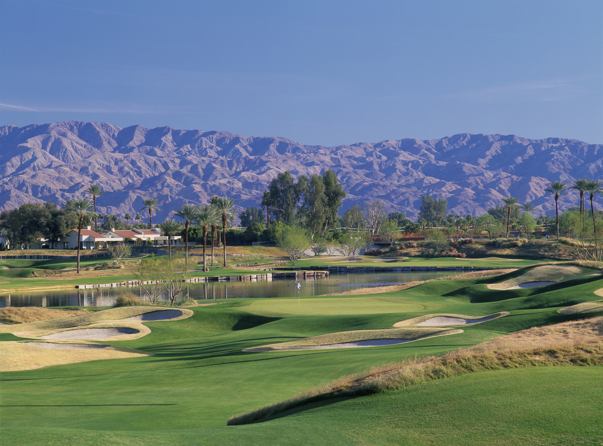 Dunes Hole#16.jpg