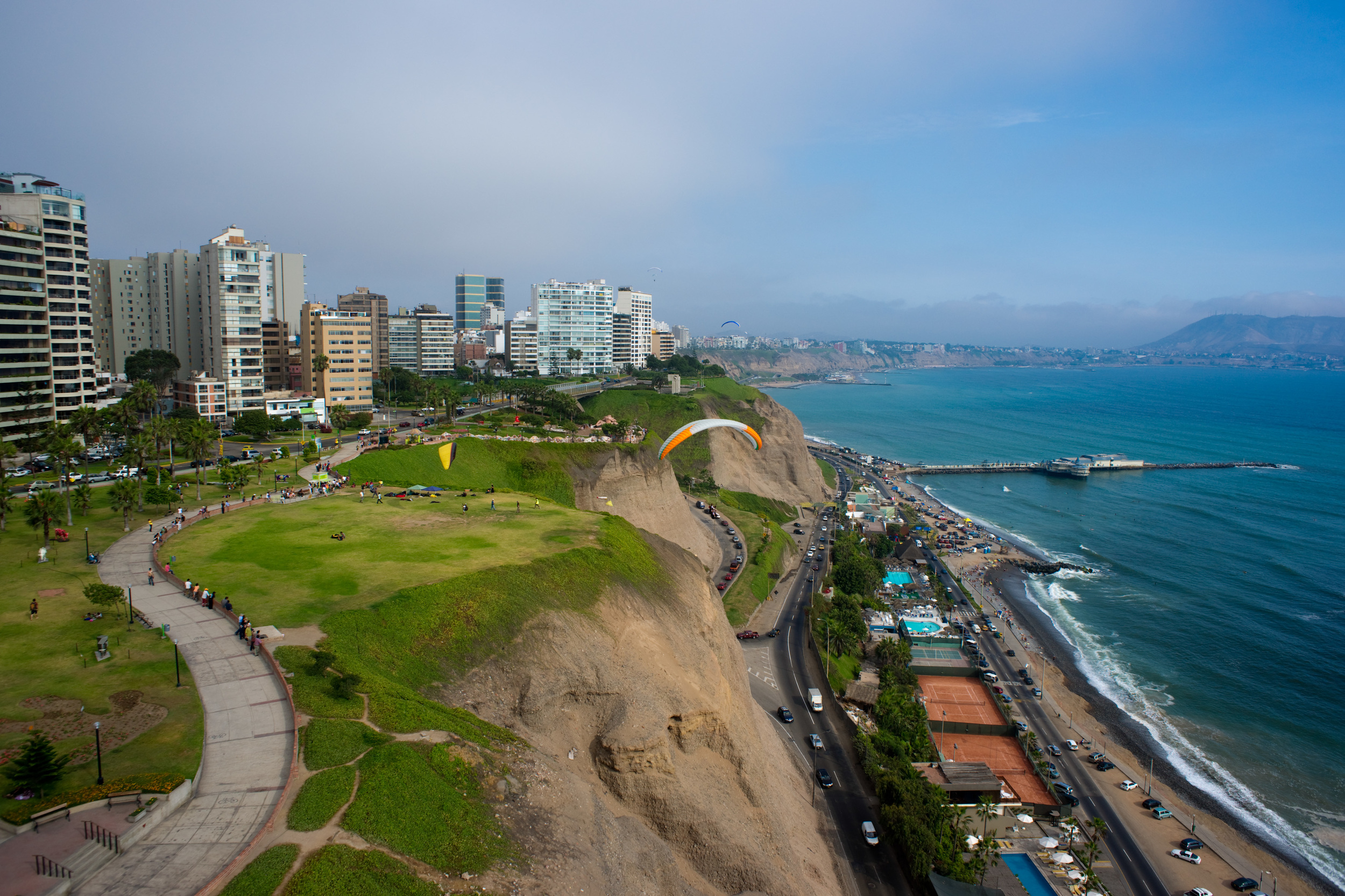 Lima.coastline2.jpg