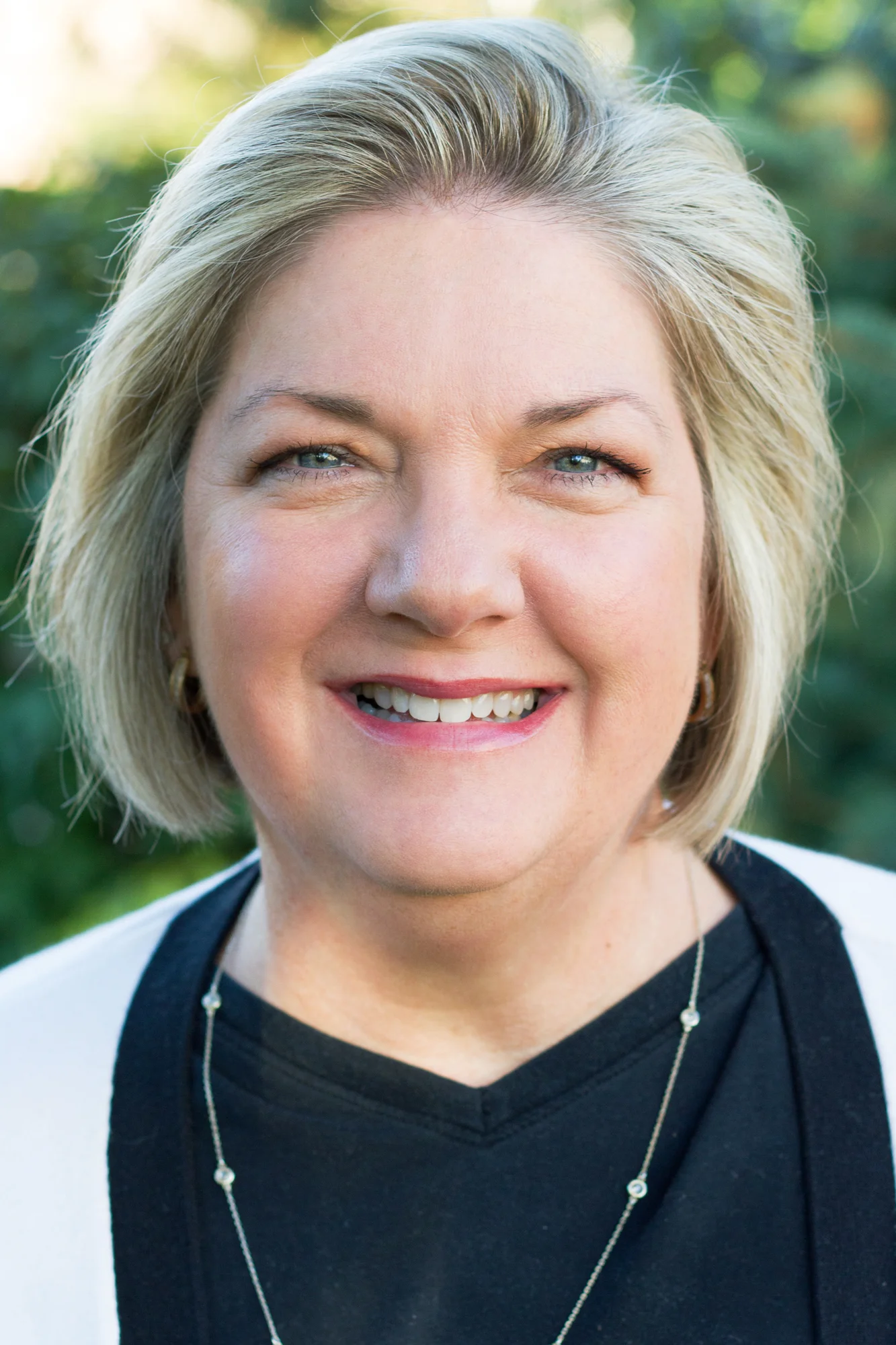 MOM-Headshot01_LOW.jpg