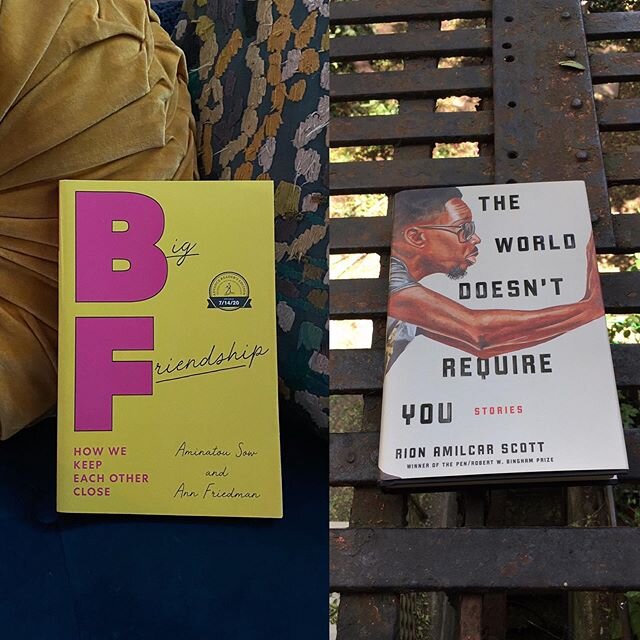 First #fridayreads of (astrological) summer!
@cdhermelin: &ldquo;Big Friendship&rdquo; (@bigfriendshipbook) by @aminatou + @annfriedman 
@drewsof: &ldquo;The World Doesn&rsquo;t Require You&rdquo; by @reeamilcarscott .
.
(We all know &ldquo;summer&rd