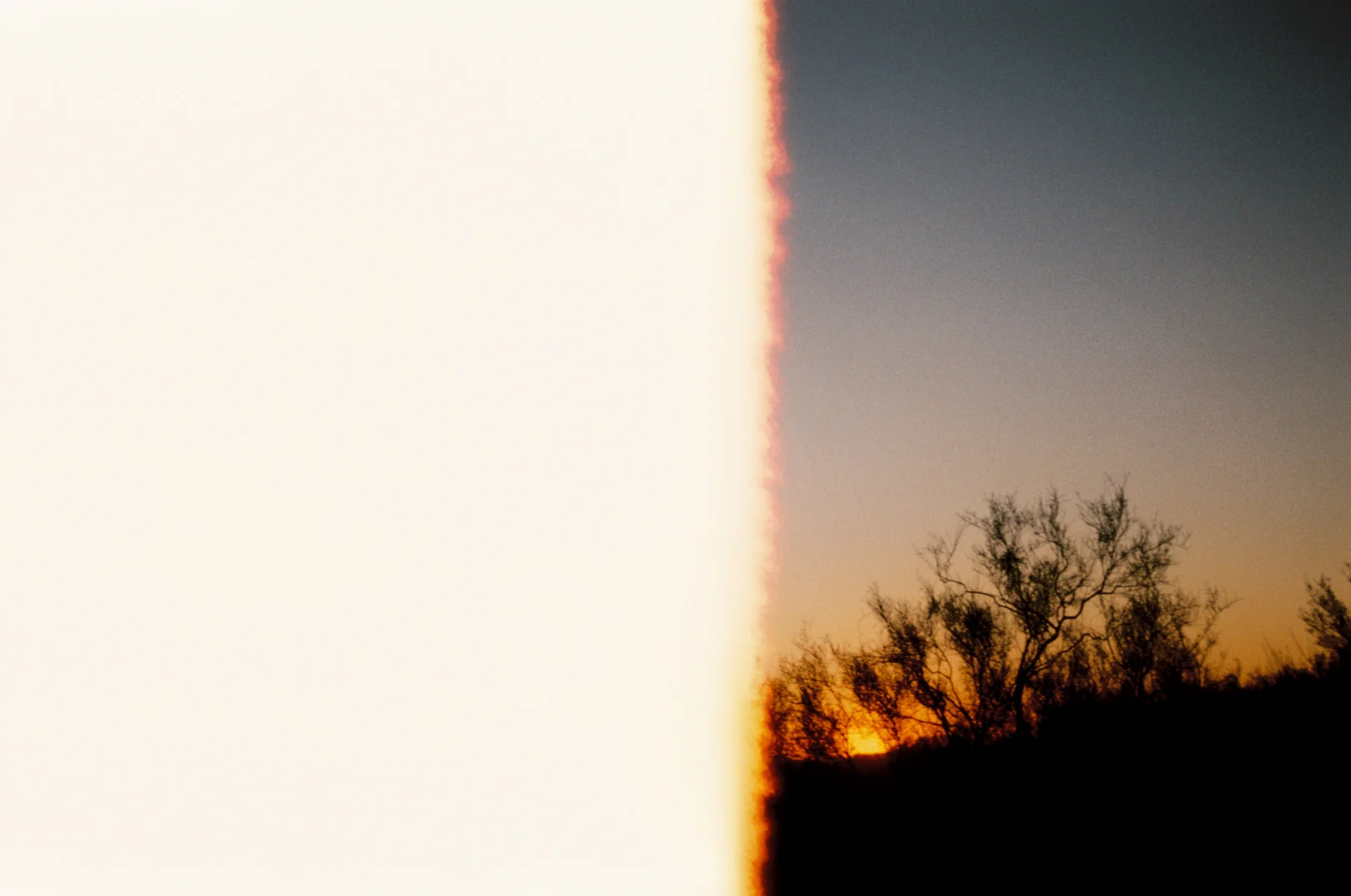 4867NK000004-R2-002-00A.jpg