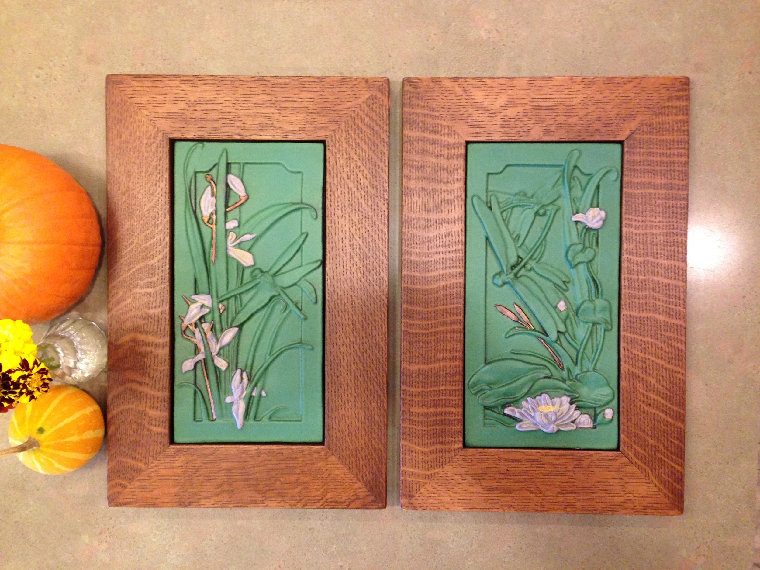 AC03IRS&LLY0612 Iris&Lily Purple on Dk Green.JPG