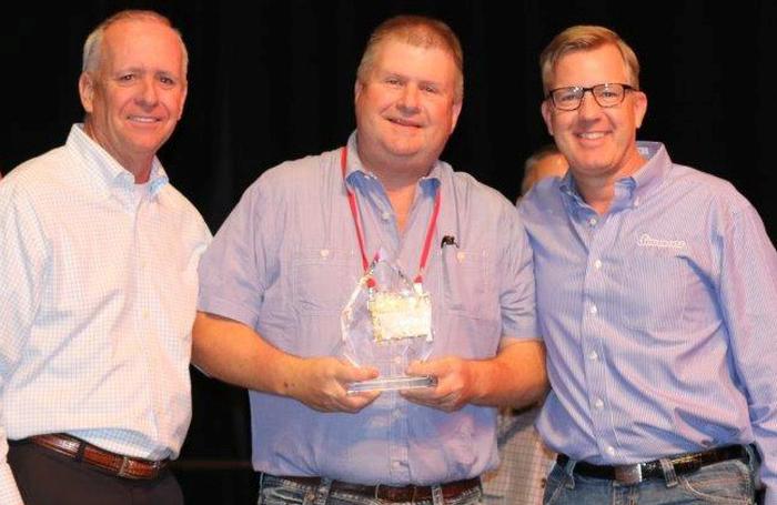 The Poultry Federation recognizes Simmons Foods’ James Smith