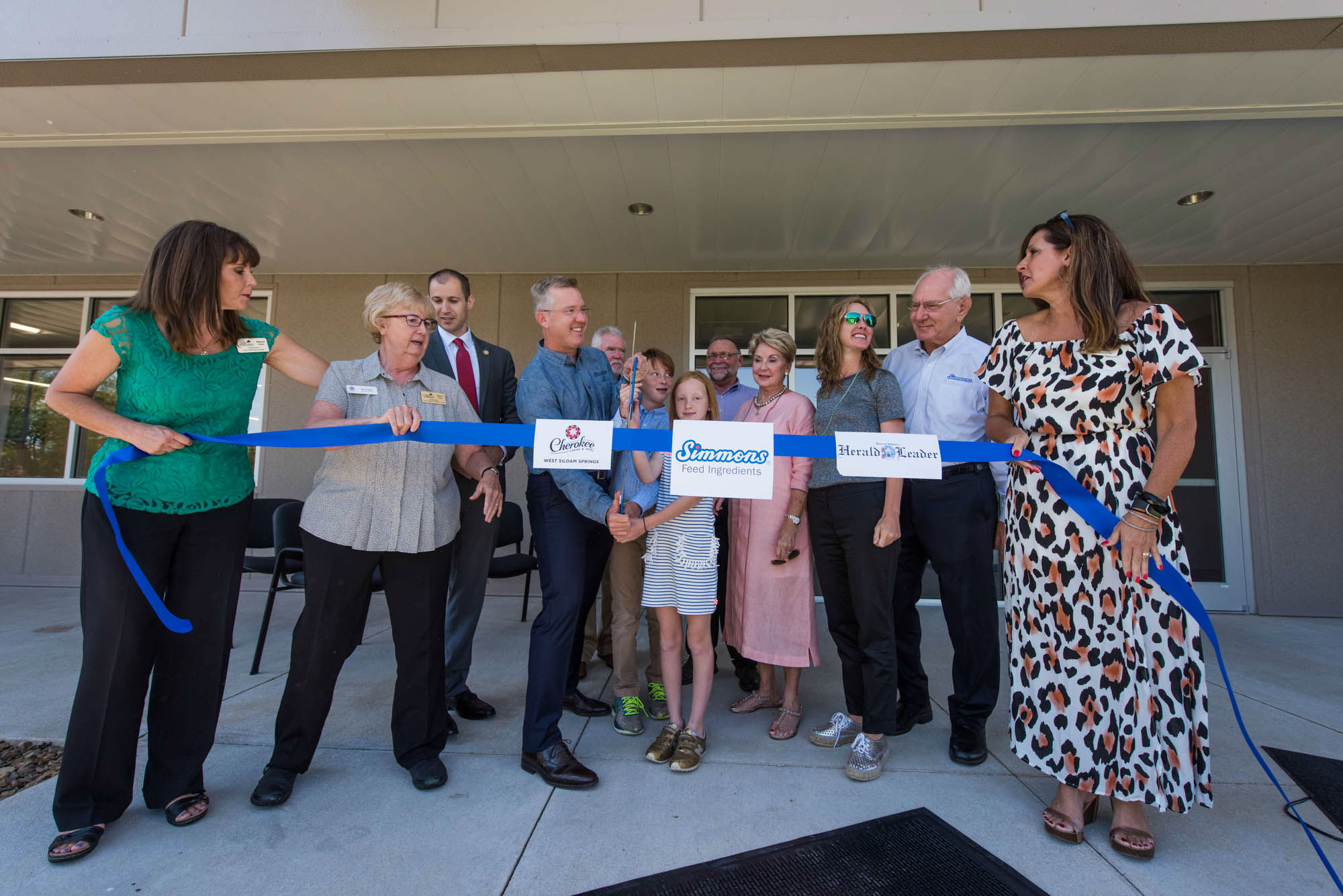 Simmons Feed Ingredients Holds Ribbon Cutting Ceremony