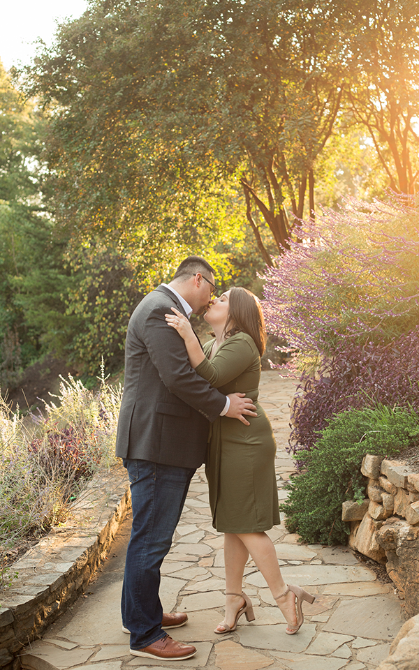 Lindsey and Dan - Falls Park Engagement Photos-50.png