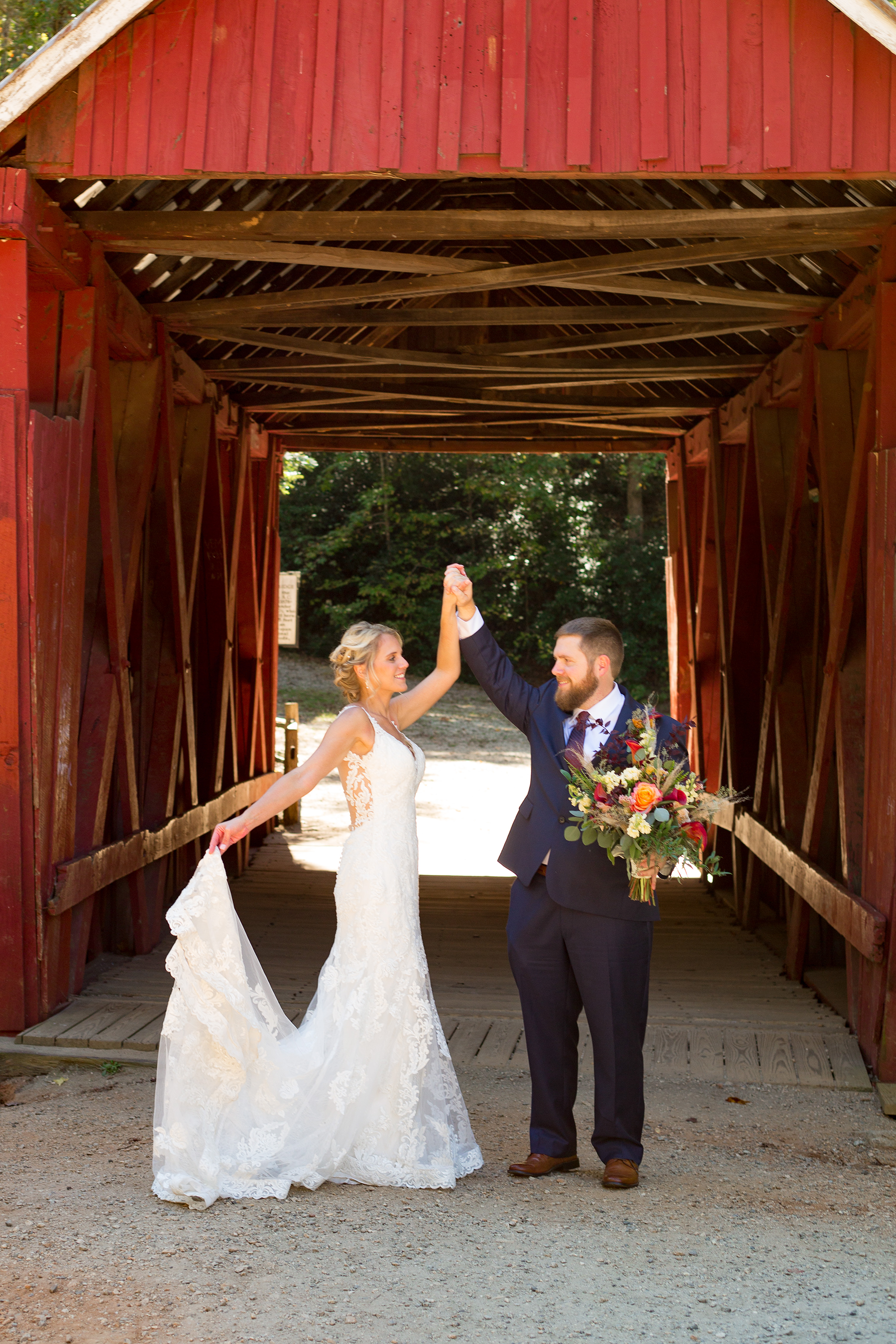 Wedding photos at Campbell's Covered Bridge, South Carolina