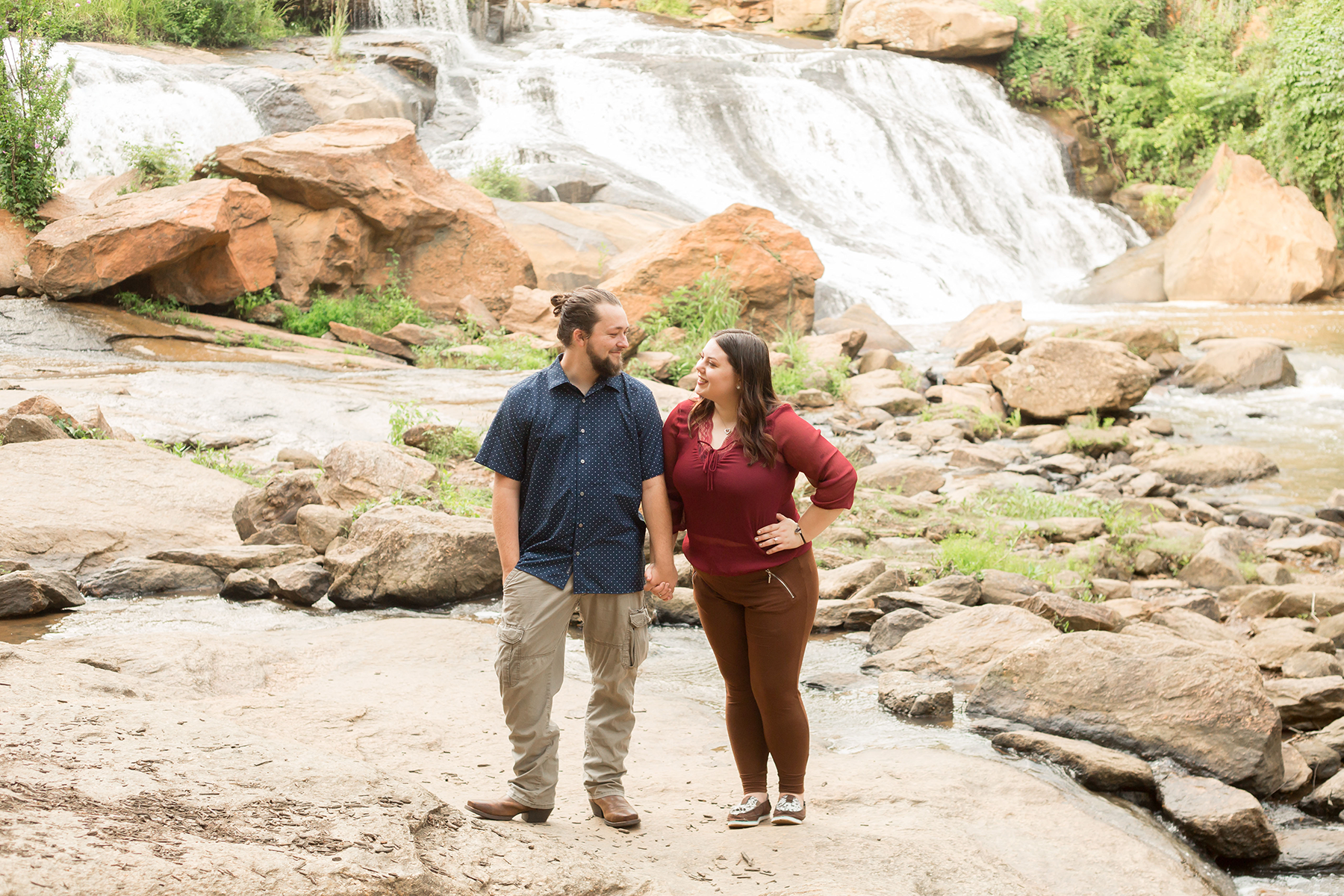 Falls Park Engagement Photos | Christine Scott Photography