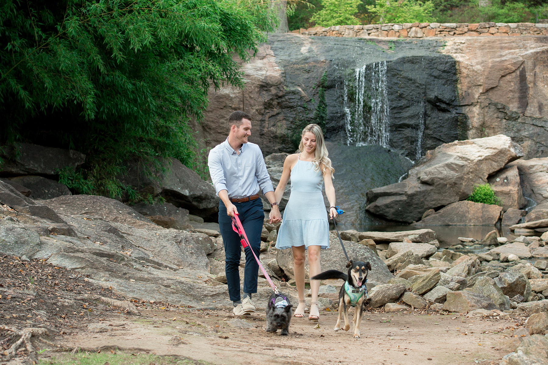 Engagement photos in Greenville, SC | Christine Scott Photography