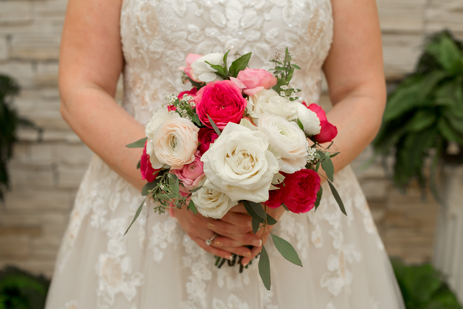 Elopement photographer in Greenville, South Carolina