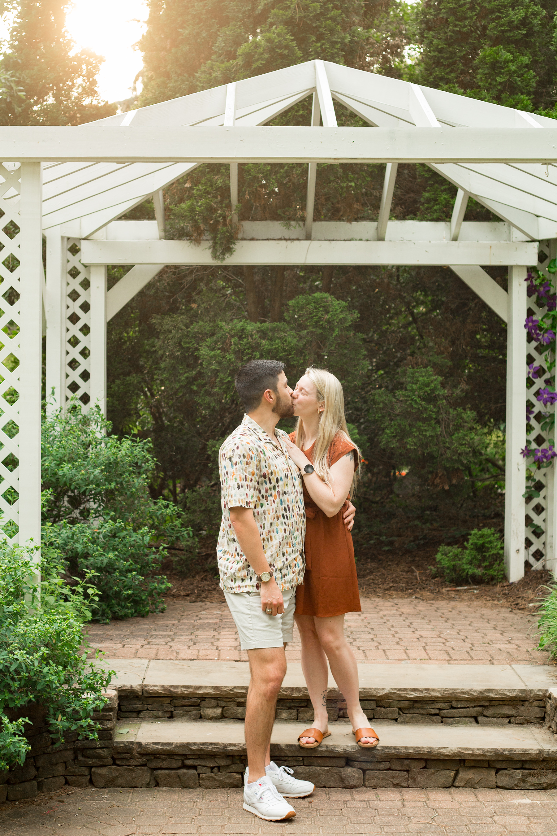 Engagement photos in South Carolina Botanical Gardens | Christine Scott Photography