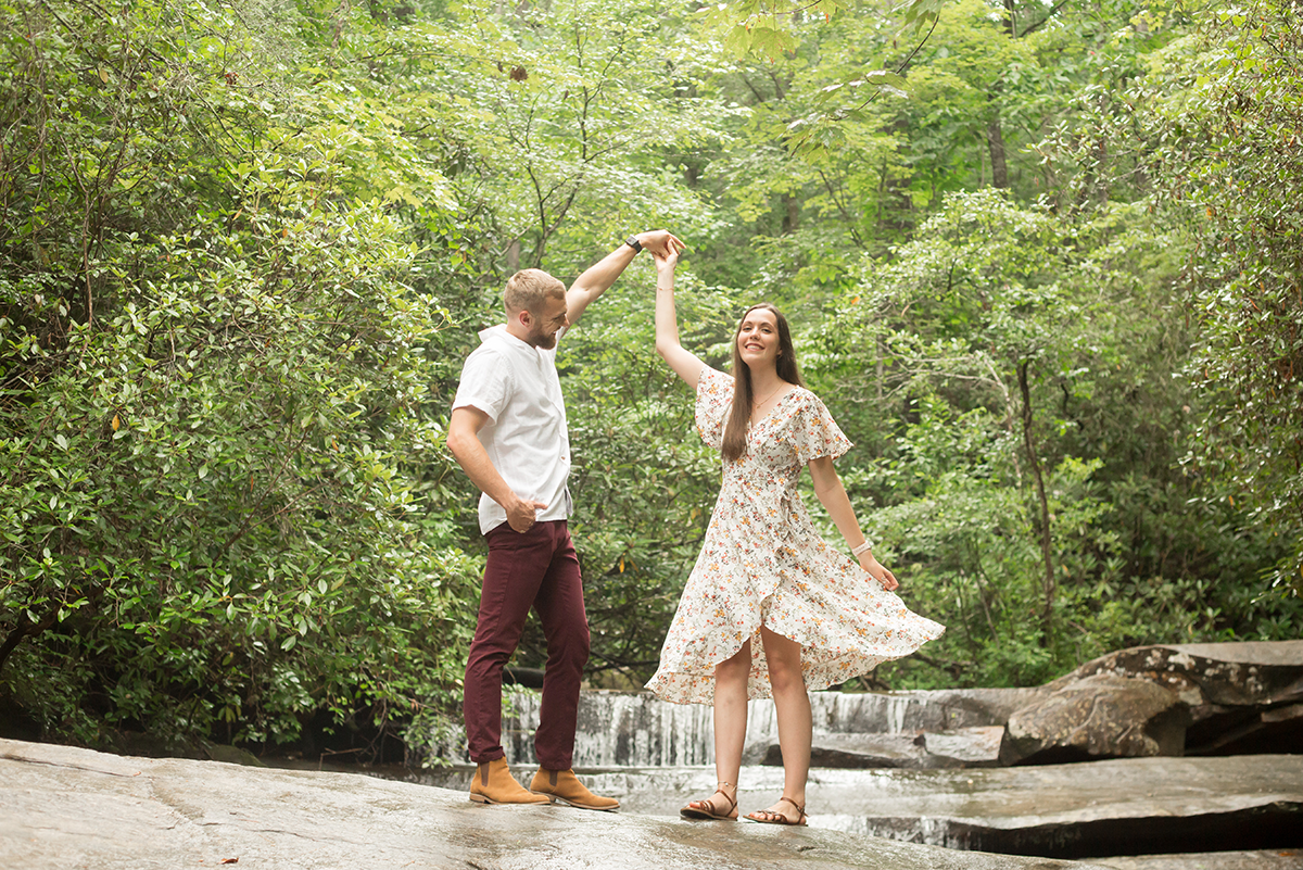 South Carolina waterfall engagement photos | Christine Scott Photography