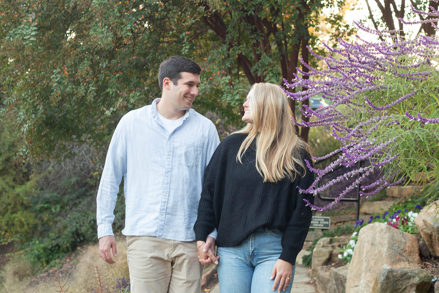 Engagement photos in downtown Greenville, SC | Christine Scott Photography