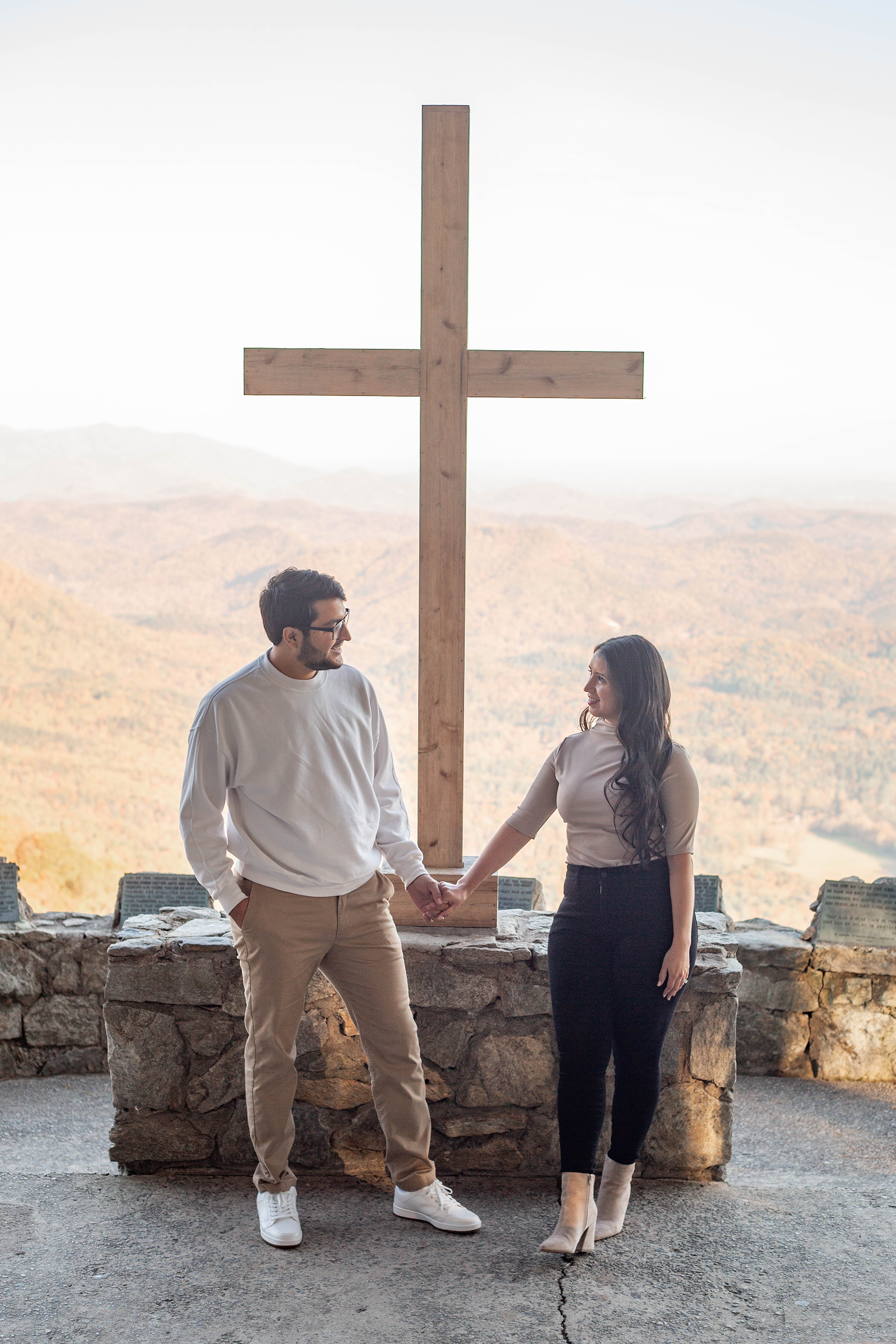 Pretty Place Chapel engagement photos | Christine Scott Photography