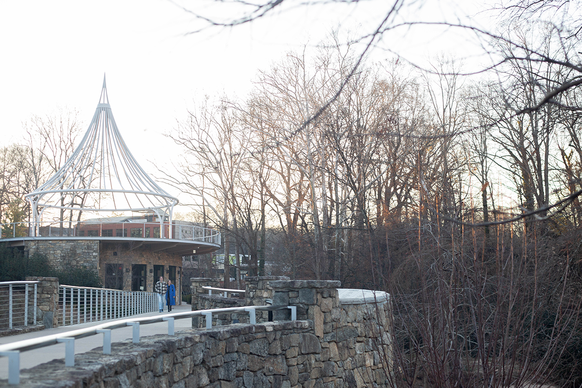 Engagement photos in Greenville, SC | Christine Scott Photography