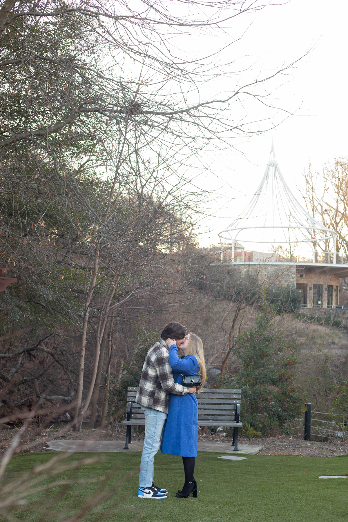 Engagement photos in Greenville, SC | Christine Scott Photography