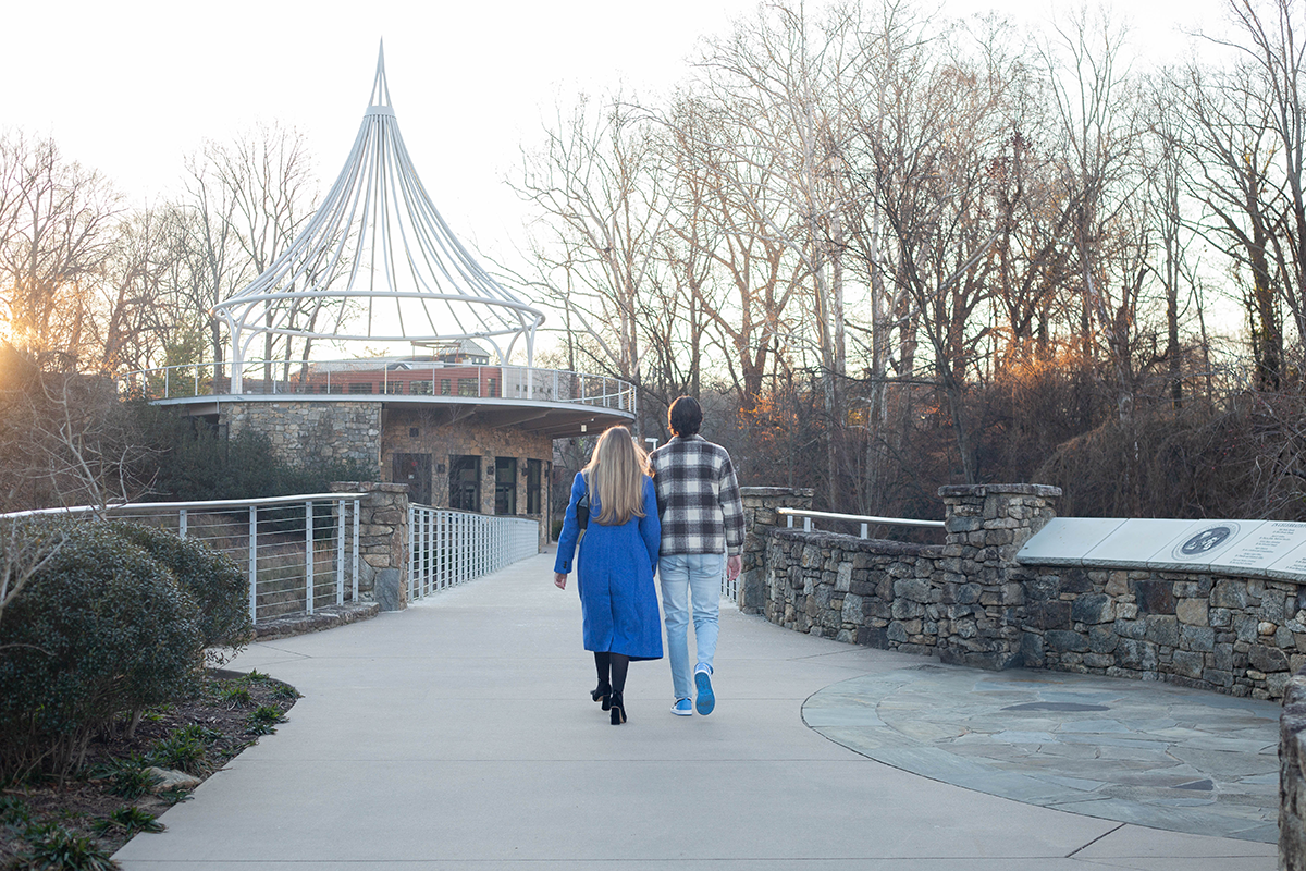 Engagement photos in downtown Greenville, SC | Christine Scott Photography