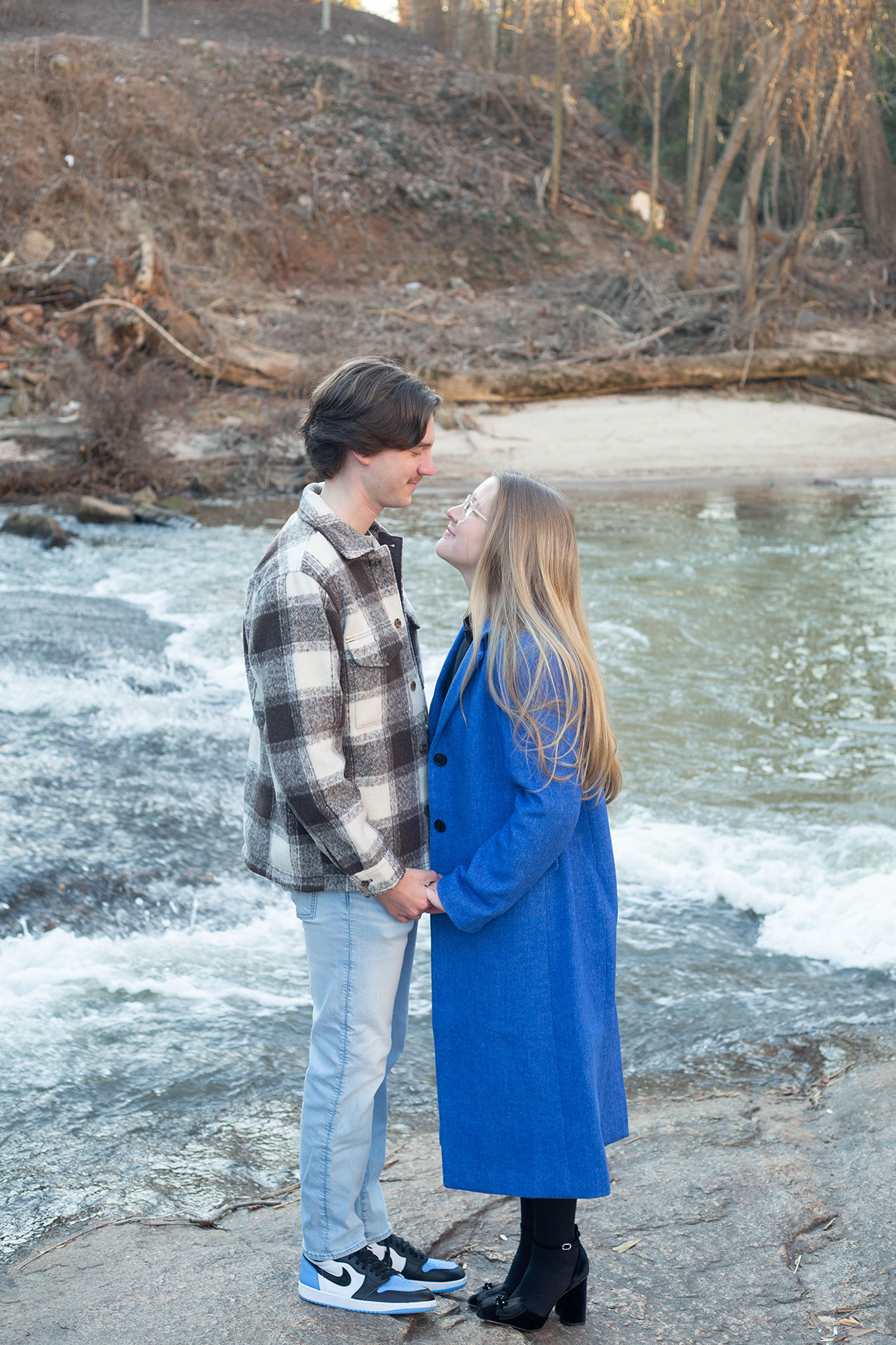 Engagement photos in downtown Greenville, SC | Christine Scott Photography