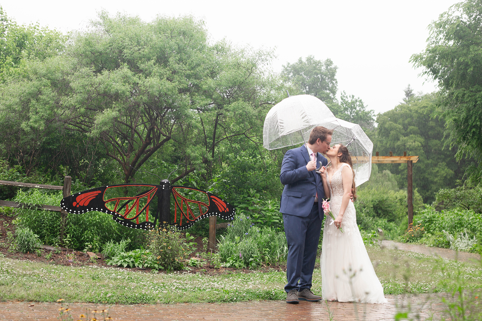 Elopement at South Carolina Botanical Gardens | Christine Scott Photography