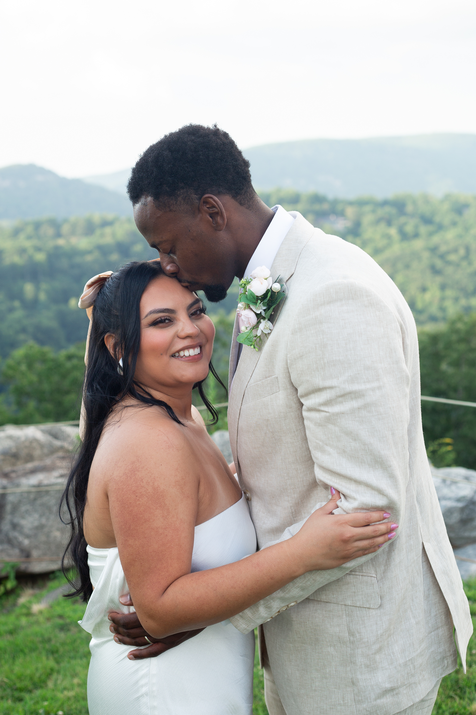 Where to elope in the mountains in South Carolina | Christine Scott Photography