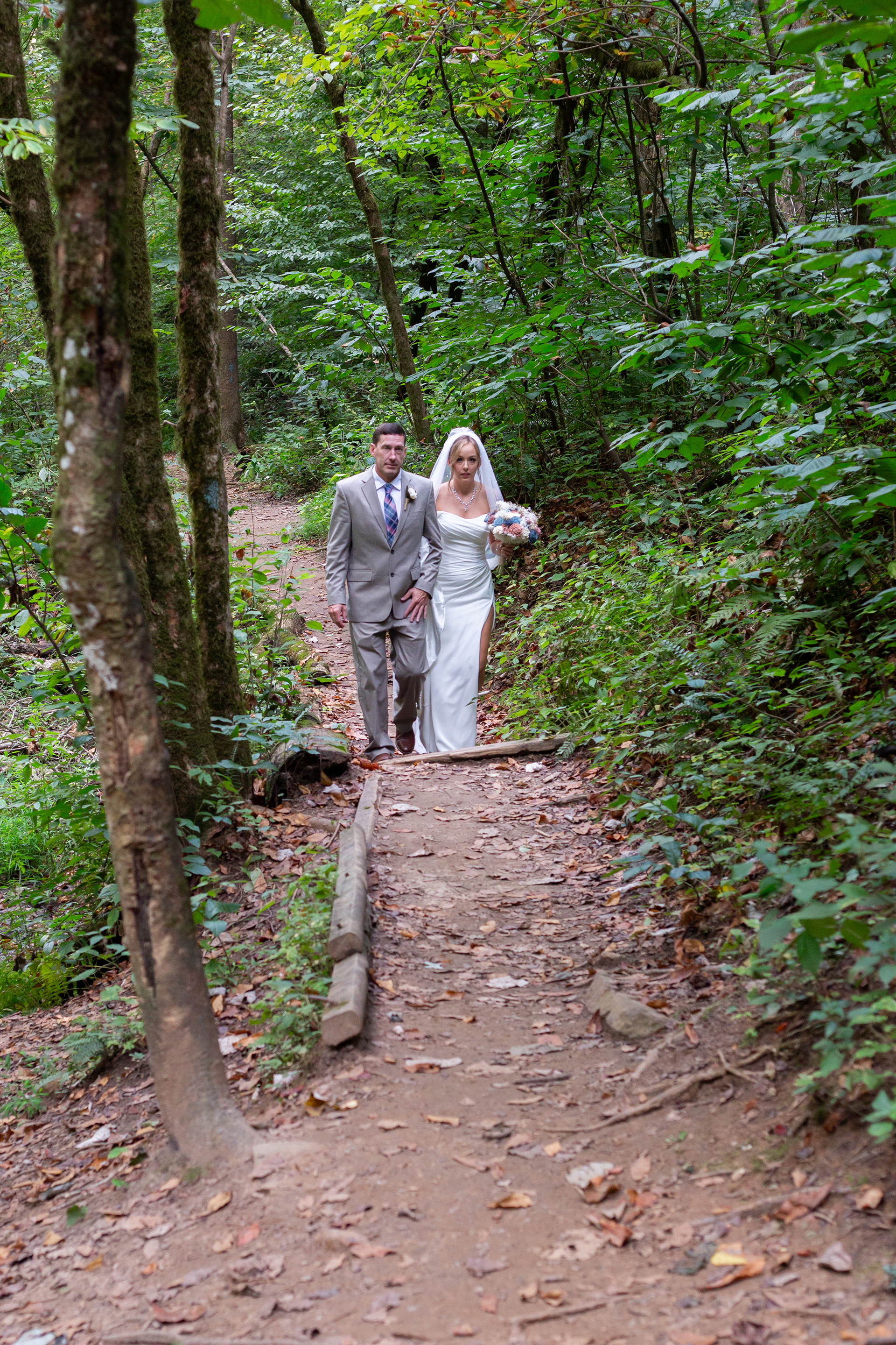 Waterfall elopement in South Carolina | Christine Scott Photography
