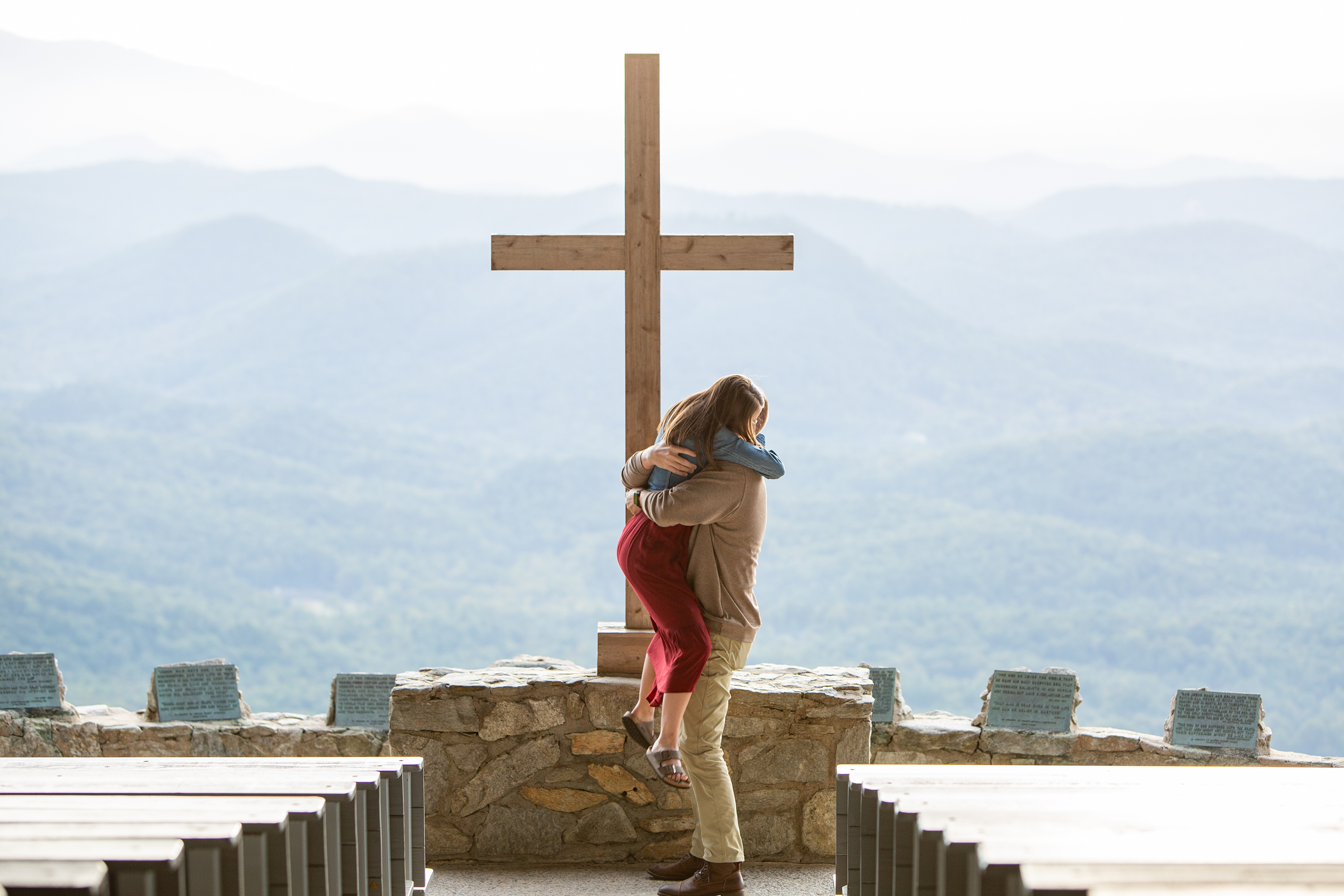 Engagement photos in the South Carolina mountains | Christine Scott Photography