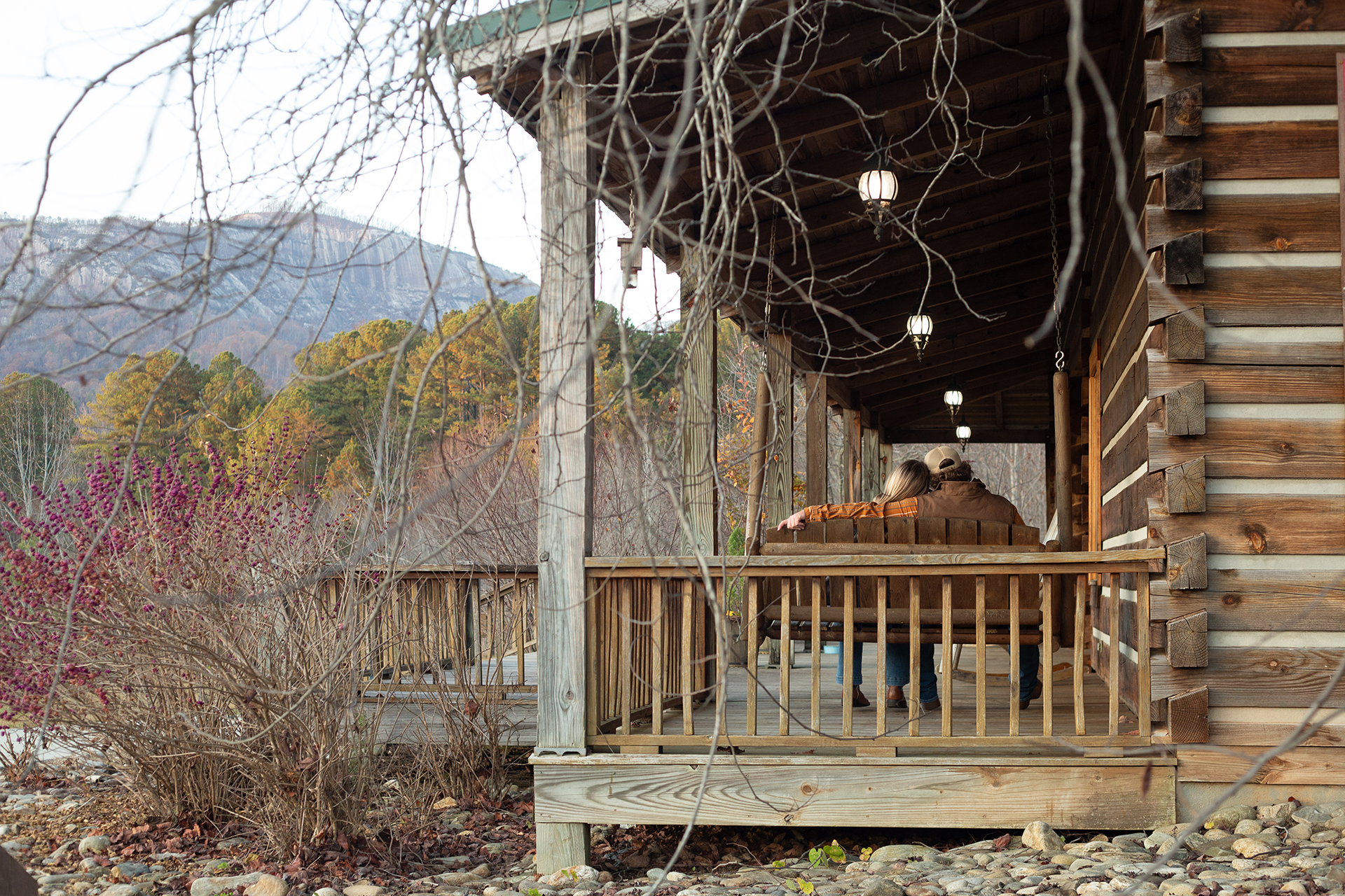 Engagement photos at Table Rock State Park | Christine Scott Photography