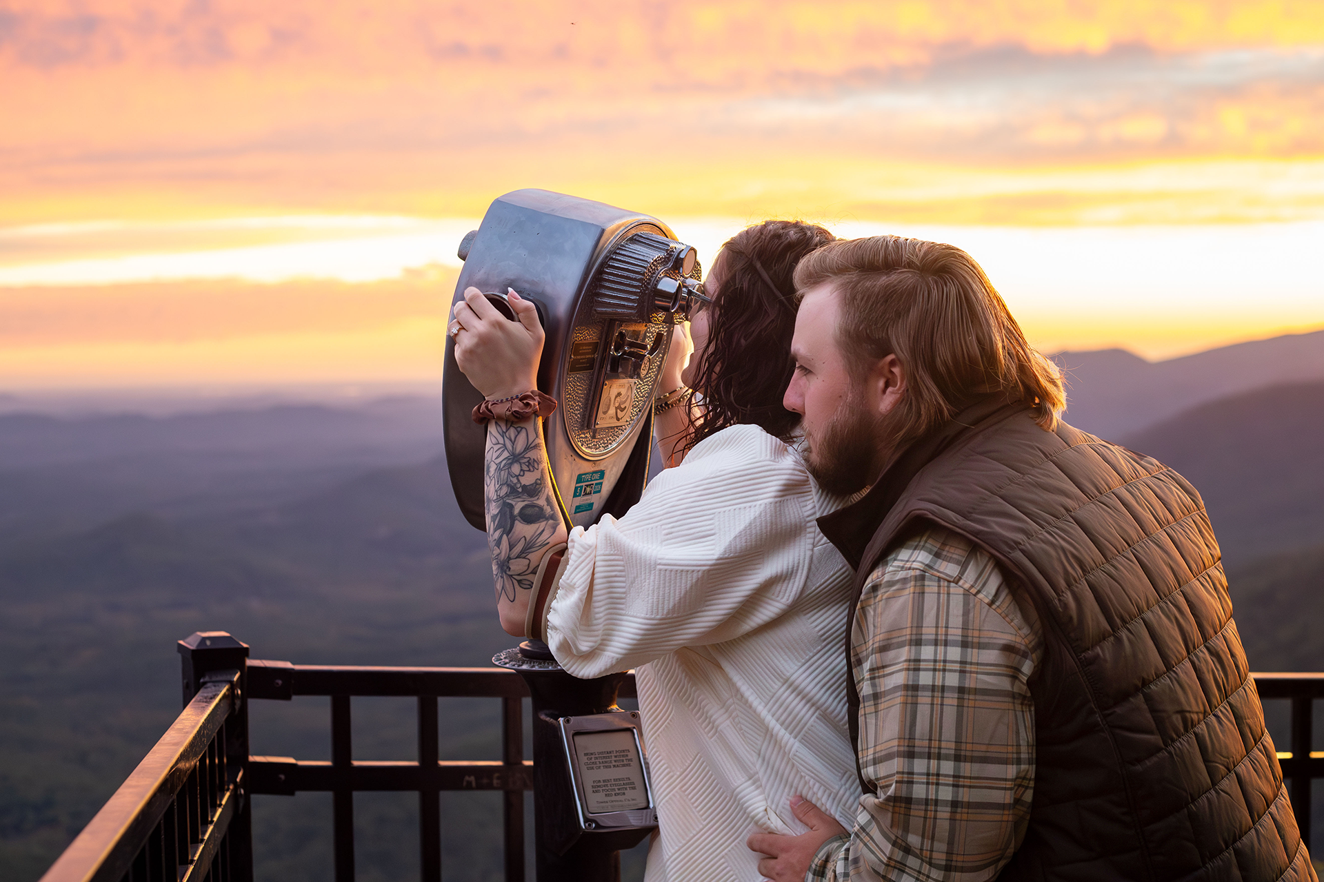 Engagement photos in upstate South Carolina | Christine Scott Photography