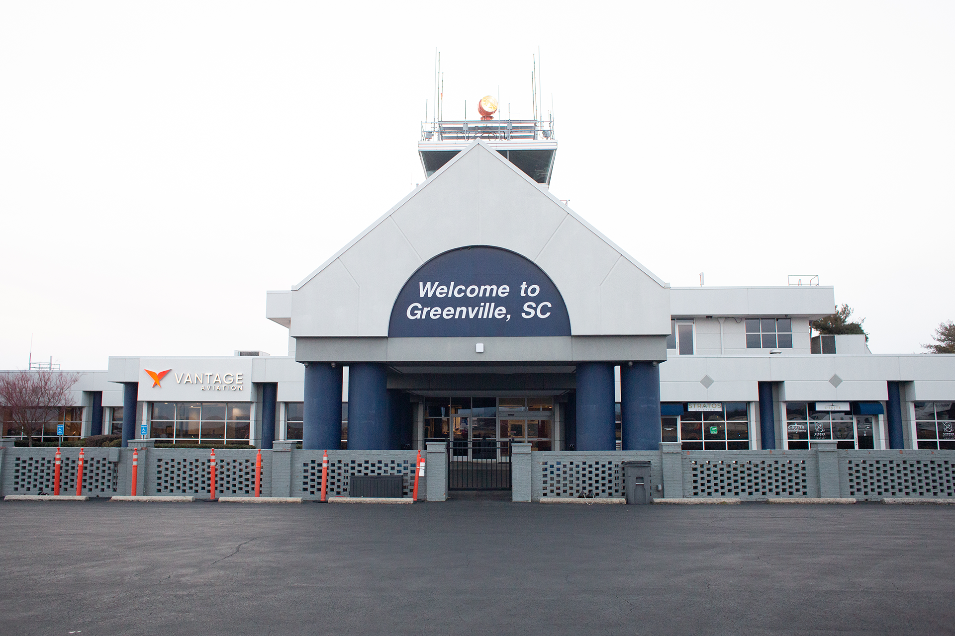 Engagement photos at Greenville Downtown Airport | Christine Scott Photography