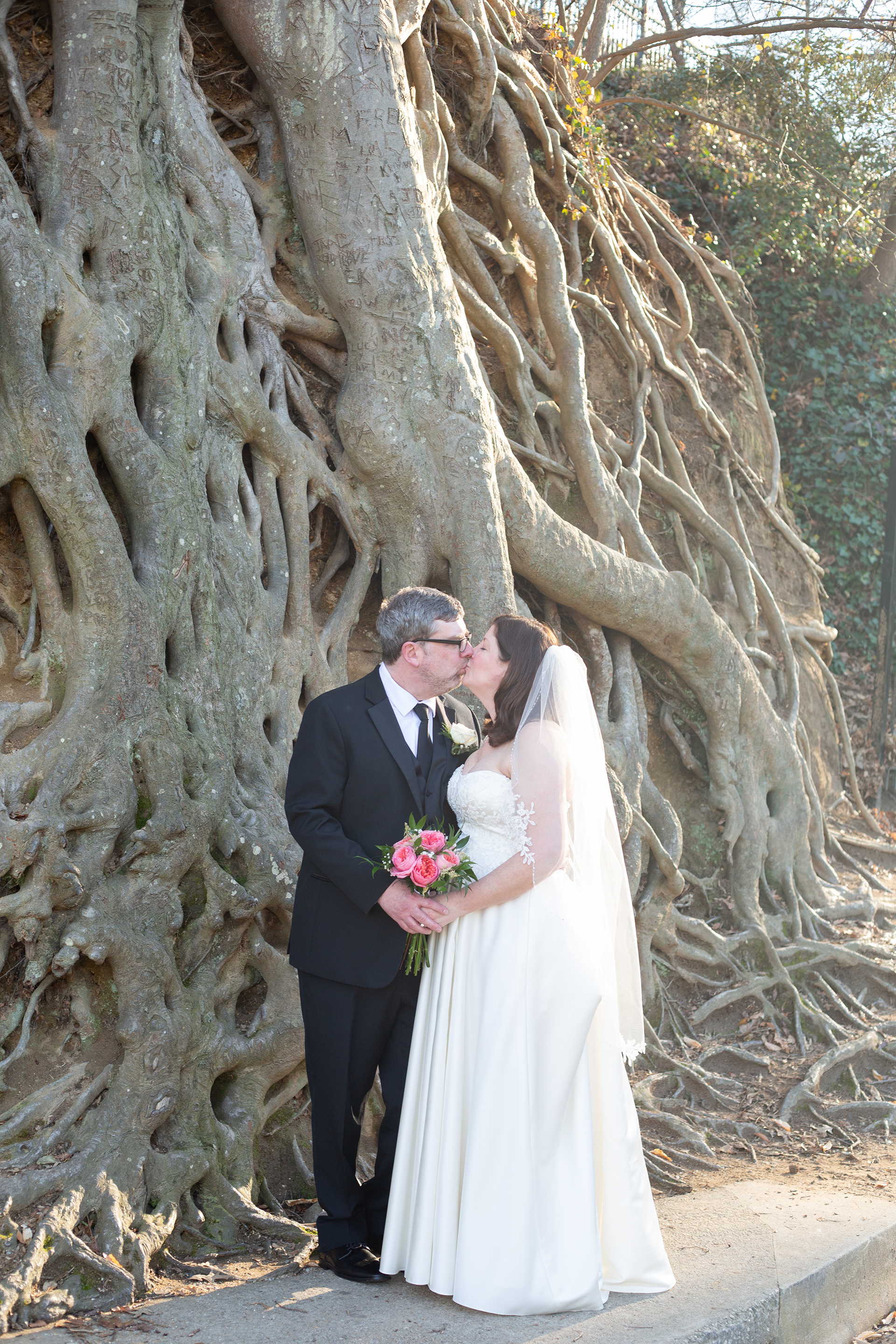 Spring elopement in downtown Greenville, SC | Christine Scott Photography