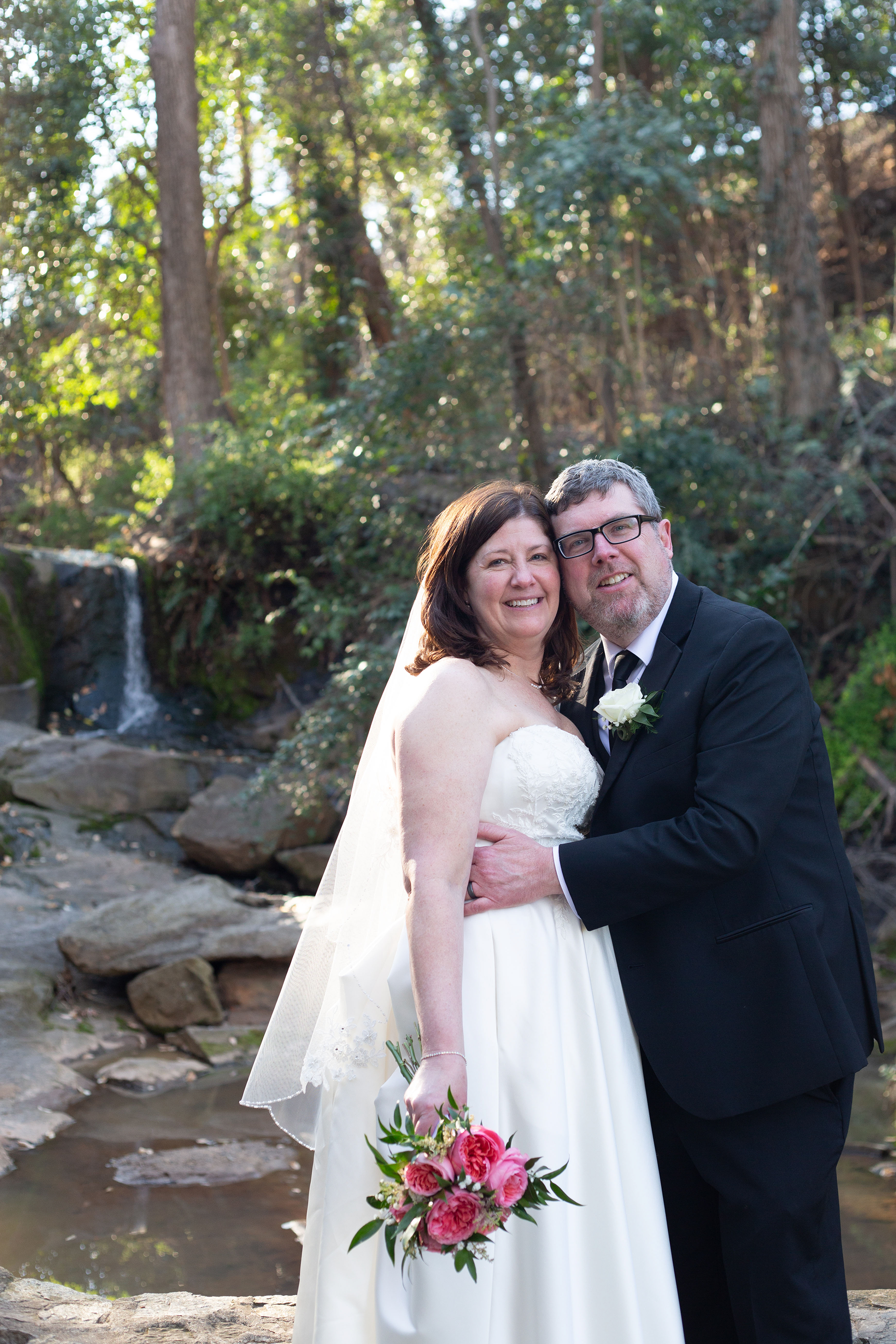 Elope in downtown Greenville, SC | Christine Scott Photography