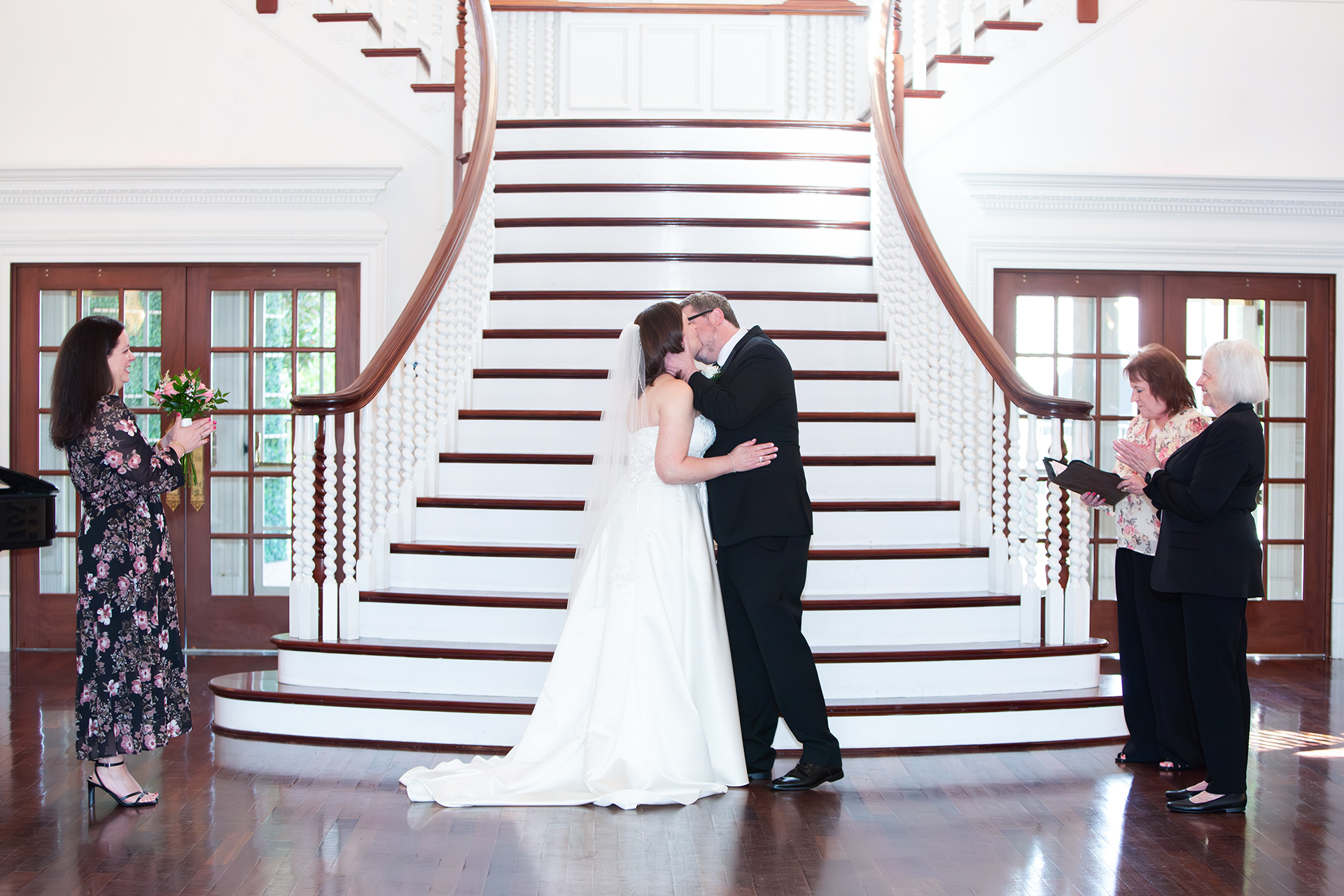 Elope at Grand Holland Estate | Christine Scott Photography
